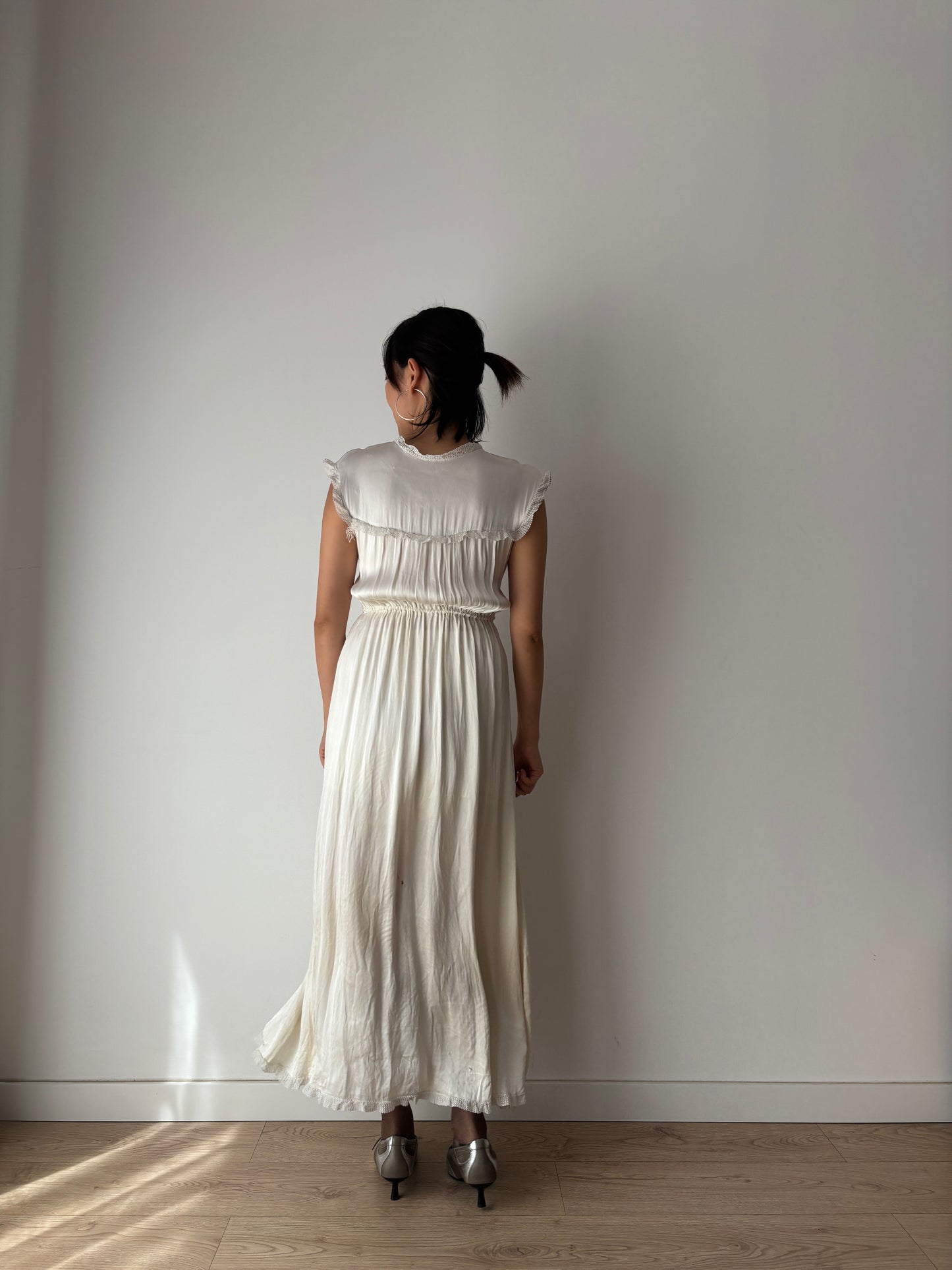 1930s–1940s Vintage Bias Cut Wedding Dress