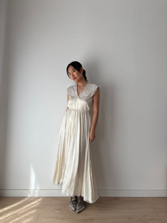 1930s–1940s Vintage Bias Cut Wedding Dress