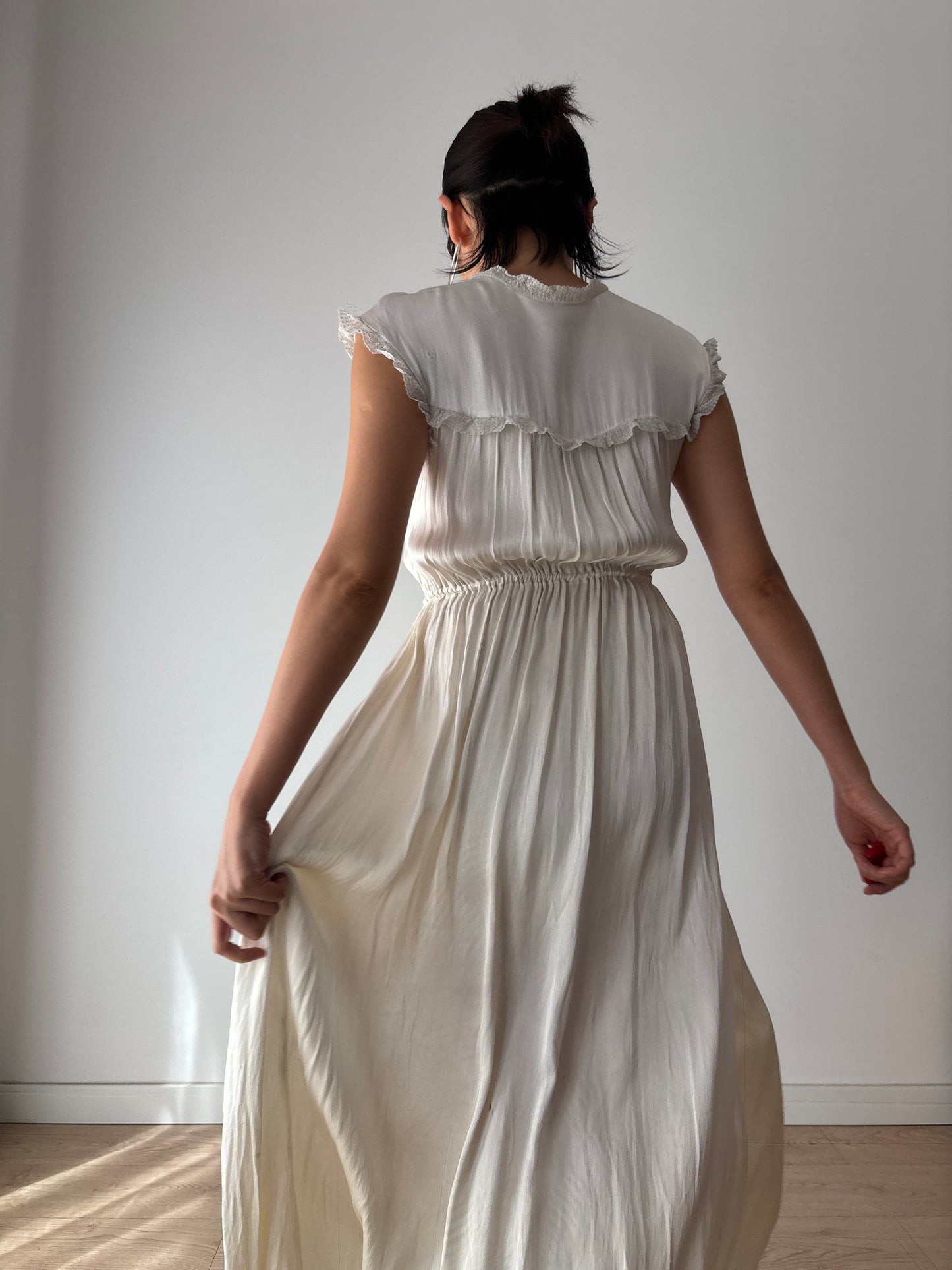 1930s–1940s Vintage Bias Cut Wedding Dress