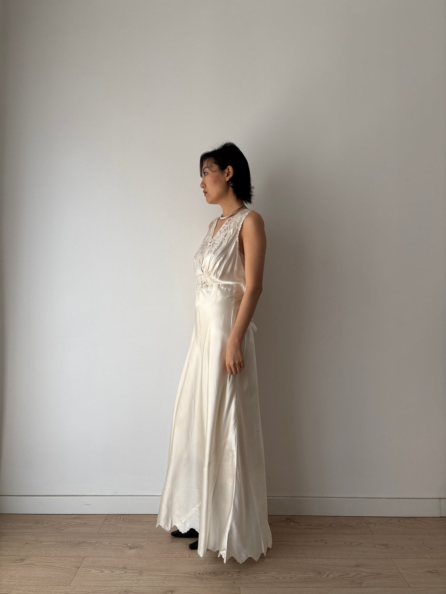 1930s Ivory Silk Satin Nightgown