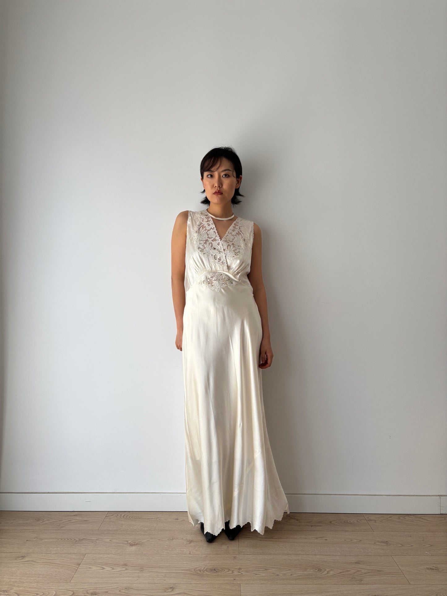 1930s Ivory Silk Satin Nightgown