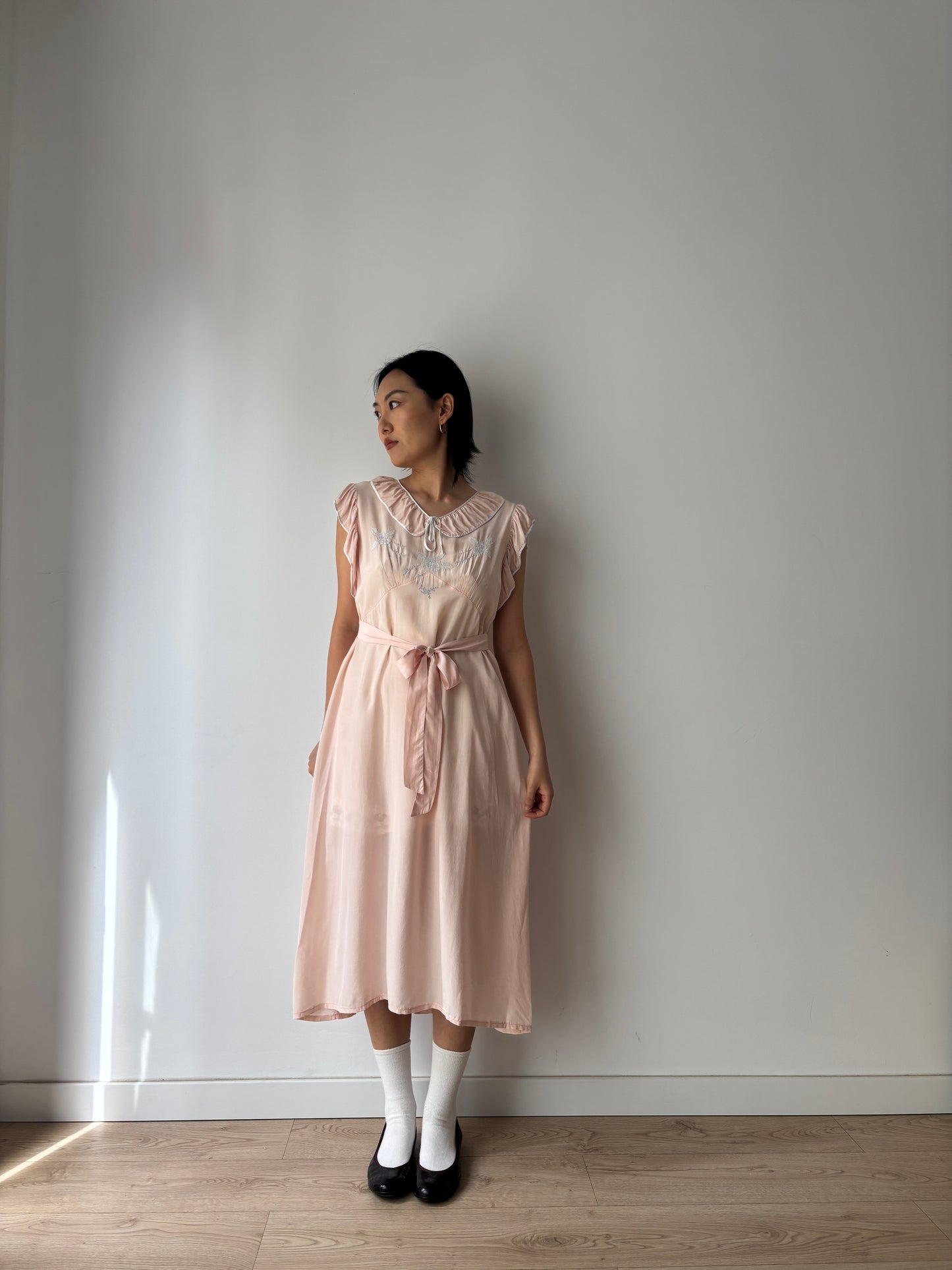 1940s Antique Ruffle Pastel Pink Pure Silk Crepe Flower Embroidered Nightgown