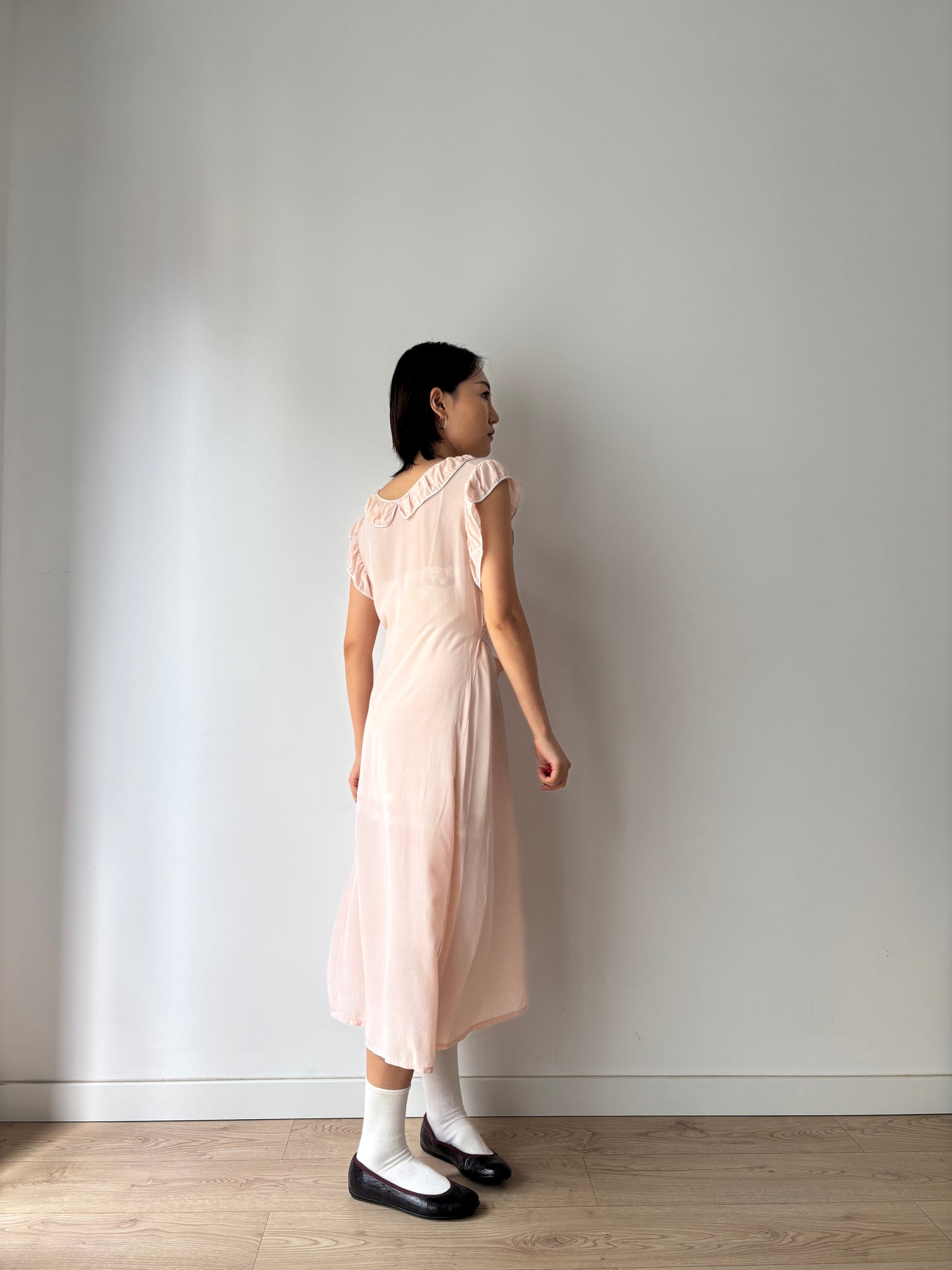 1940s Antique Ruffle Pastel Pink Pure Silk Crepe Flower Embroidered Nightgown