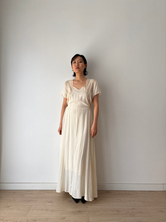 1940s Antique Bias Cut lace Cream Silk Lace Embroidered Bridal Gown