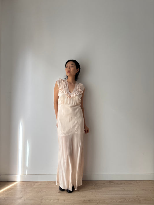 1940’s pale pink ruffled bias cut nightgown maxi lingerie dress, homemade romantic cottage-core dress