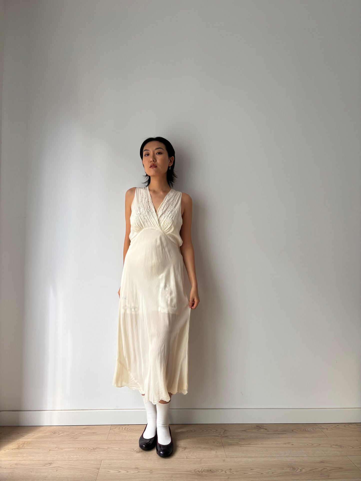 Antique vintage 1950s 1940s bias cut pure silk hand embroidered lace art deco white nightgown maxi slip dress