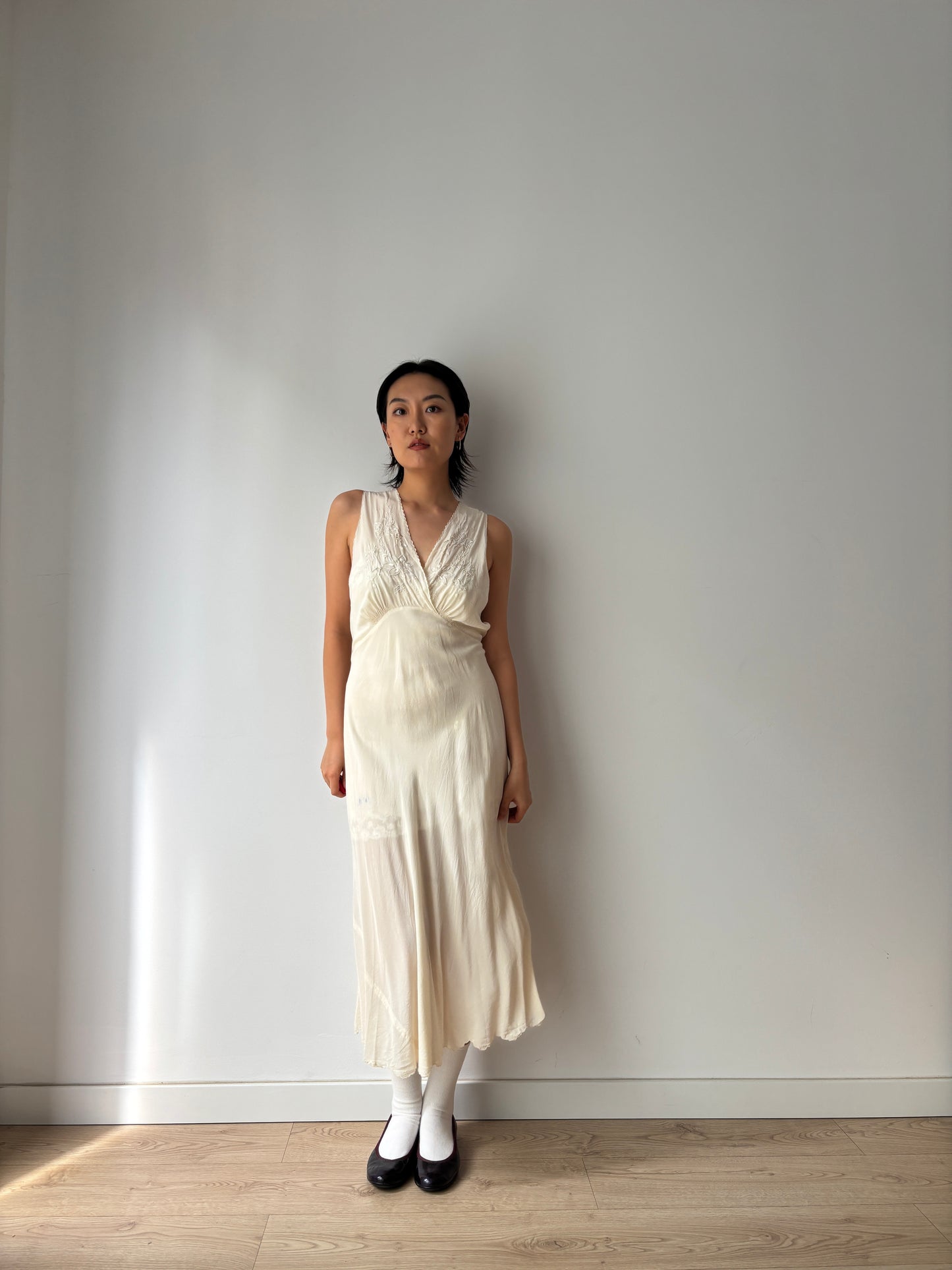 Antique vintage 1950s 1940s bias cut pure silk hand embroidered lace art deco white nightgown maxi slip dress