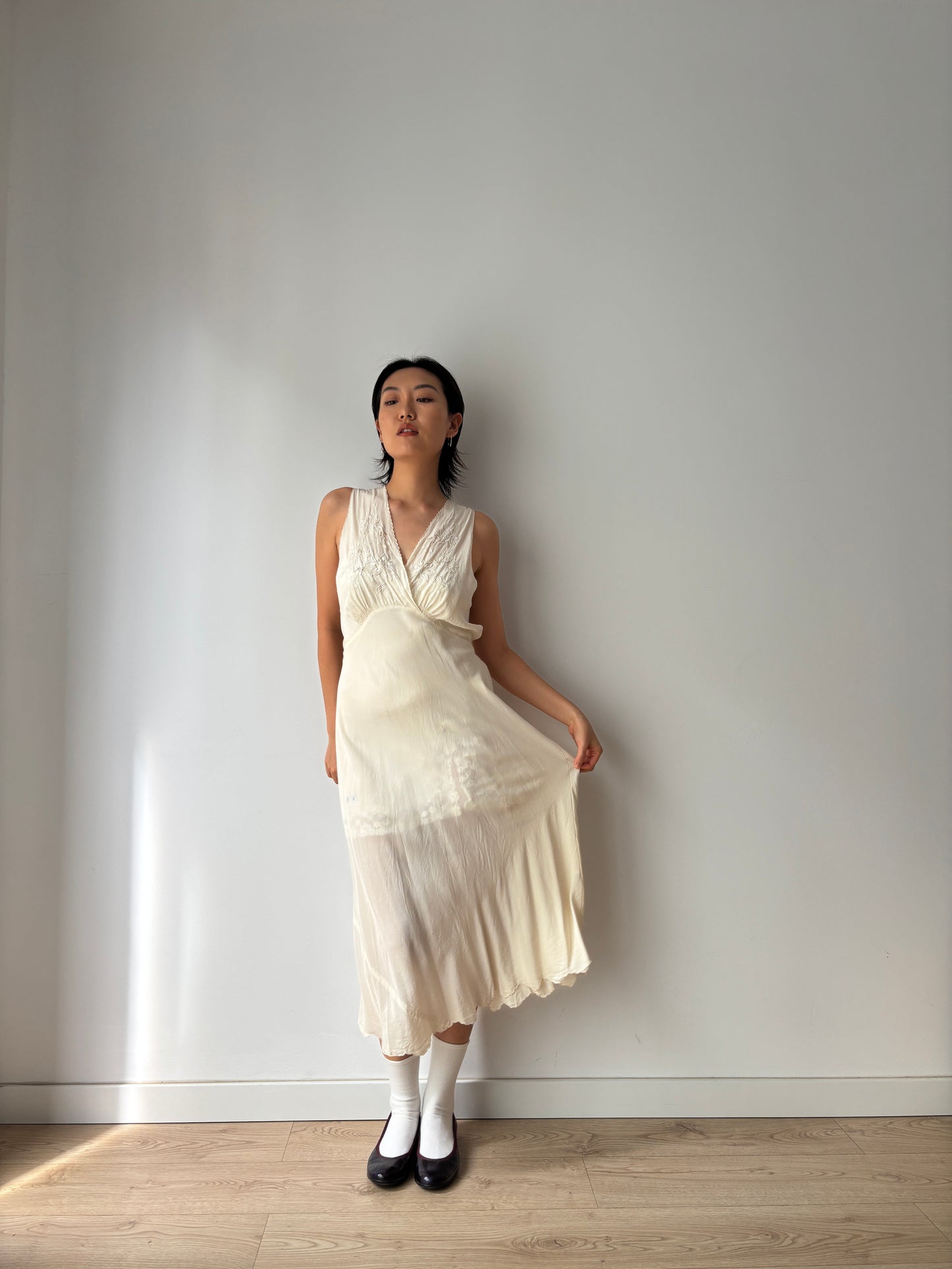 Antique vintage 1950s 1940s bias cut pure silk hand embroidered lace art deco white nightgown maxi slip dress