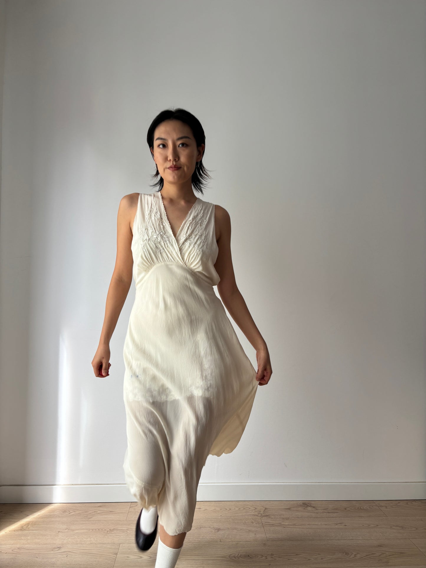 Antique vintage 1950s 1940s bias cut pure silk hand embroidered lace art deco white nightgown maxi slip dress