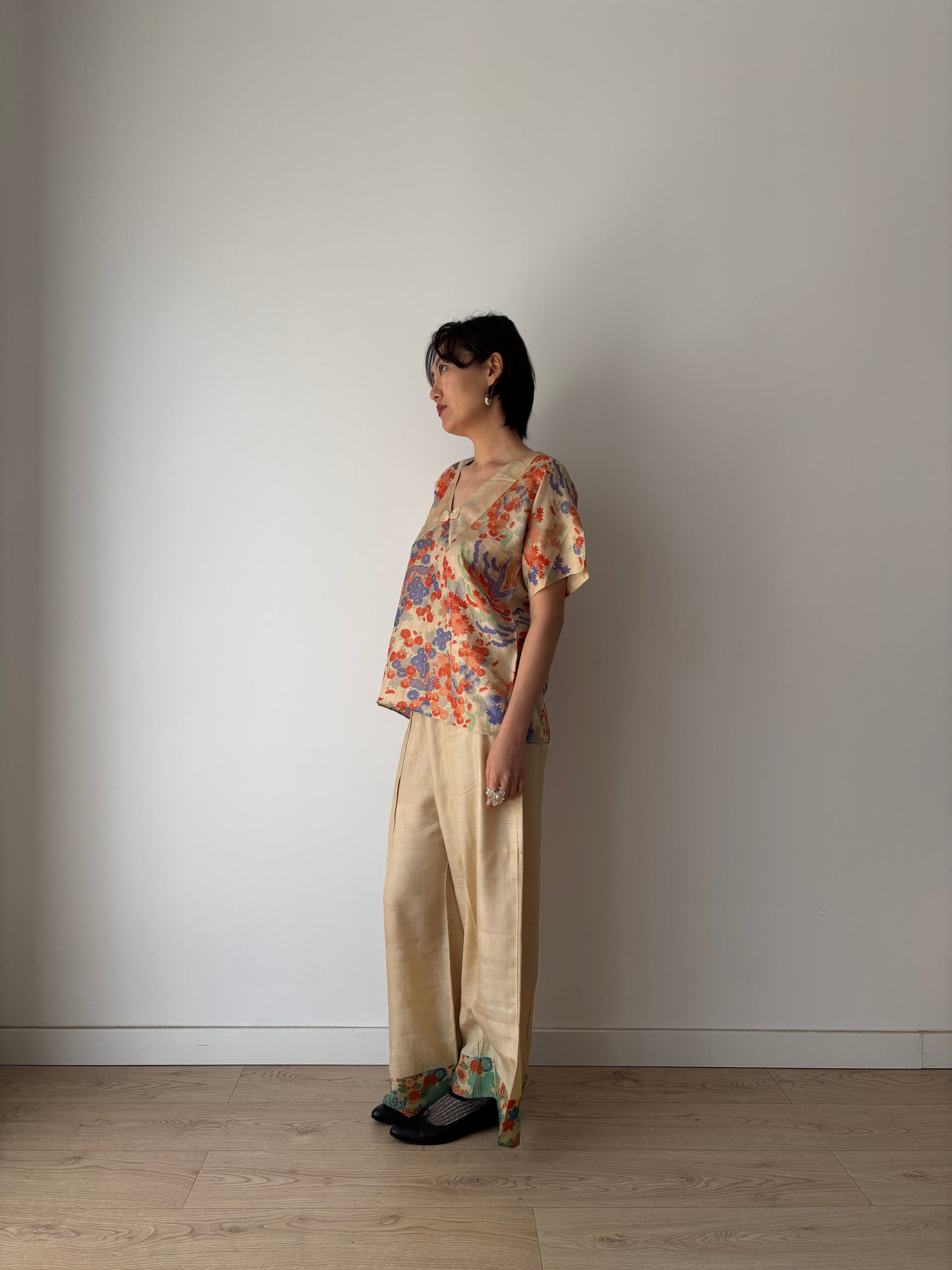 Rare 1920s 1930s Japanese Hand-Floral Painted Pure Silk Kimono Pajama 2-piece Set, Art Deco Romantic Top & Pants