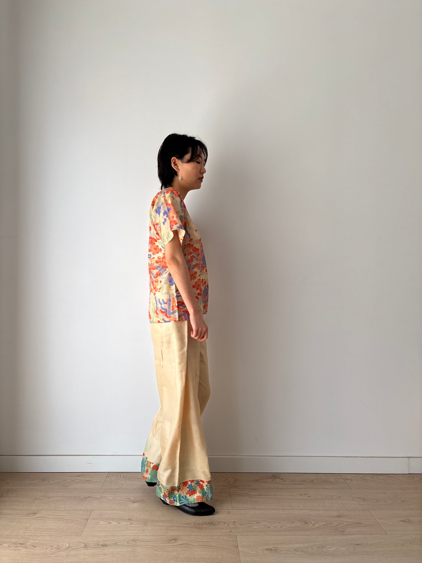 Rare 1920s 1930s Japanese Hand-Floral Painted Pure Silk Kimono Pajama 2-piece Set, Art Deco Romantic Top & Pants