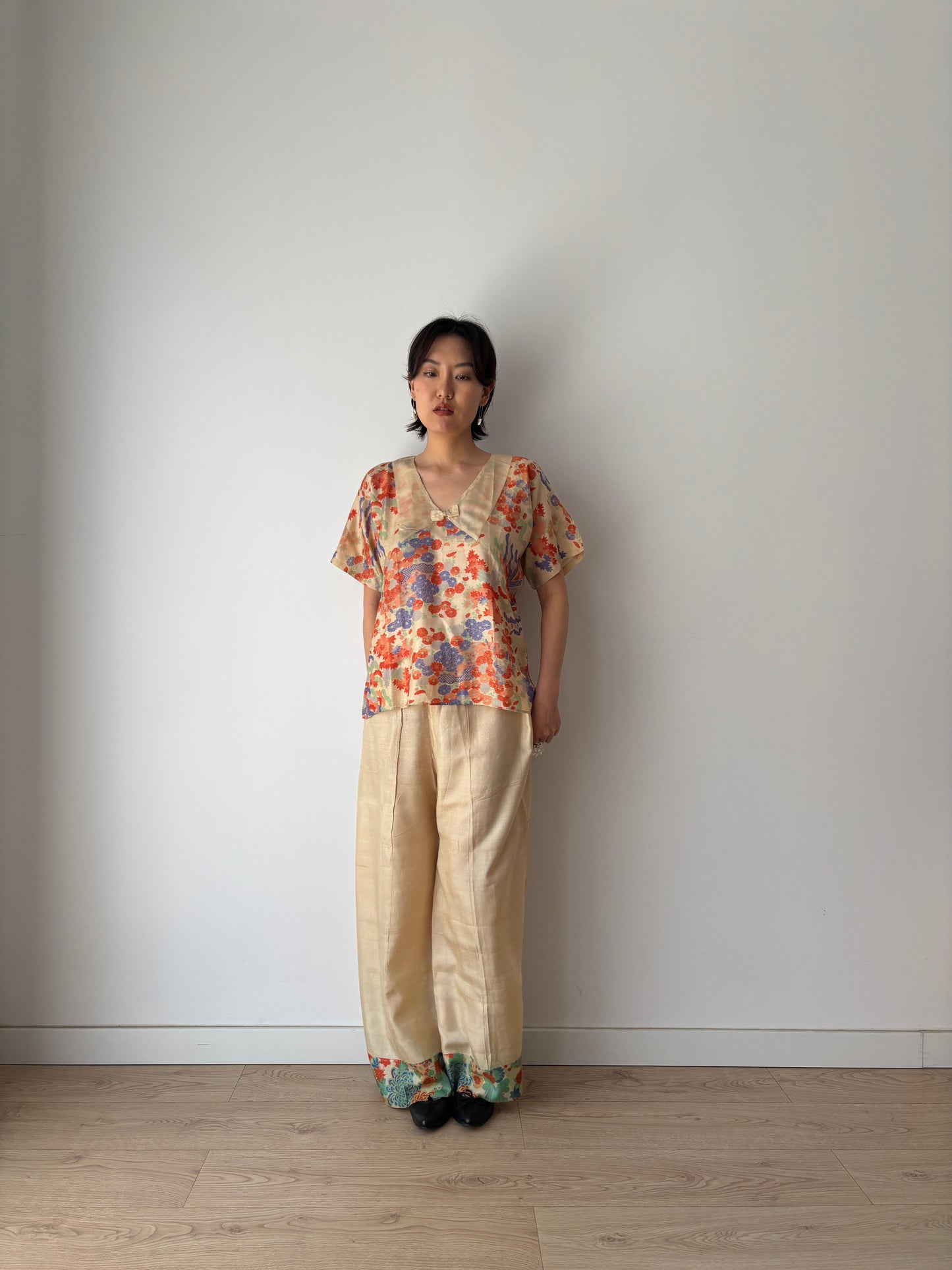 Rare 1920s 1930s Japanese Hand-Floral Painted Pure Silk Kimono Pajama 2-piece Set, Art Deco Romantic Top & Pants