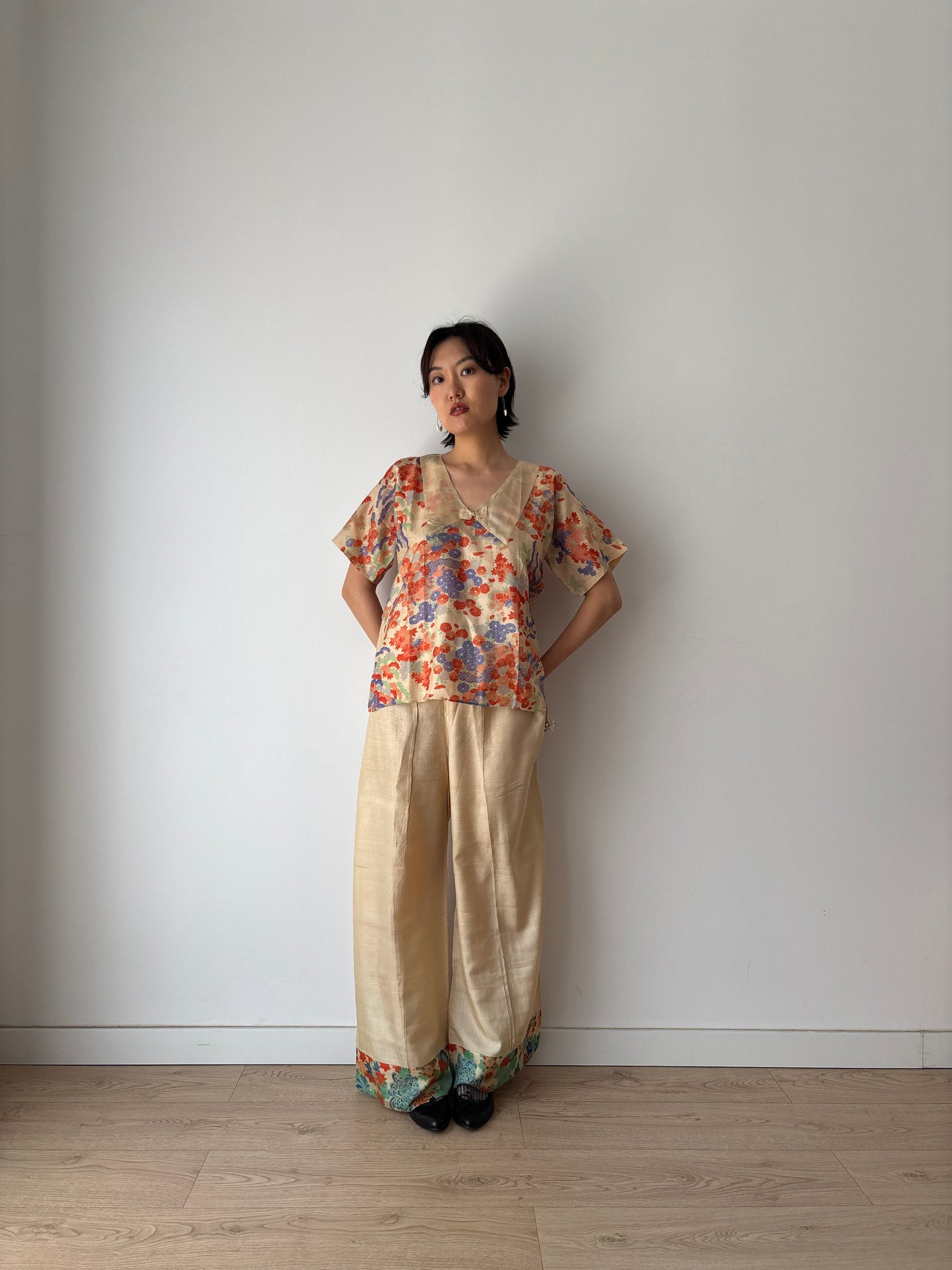 Rare 1920s 1930s Japanese Hand-Floral Painted Pure Silk Kimono Pajama 2-piece Set, Art Deco Romantic Top & Pants