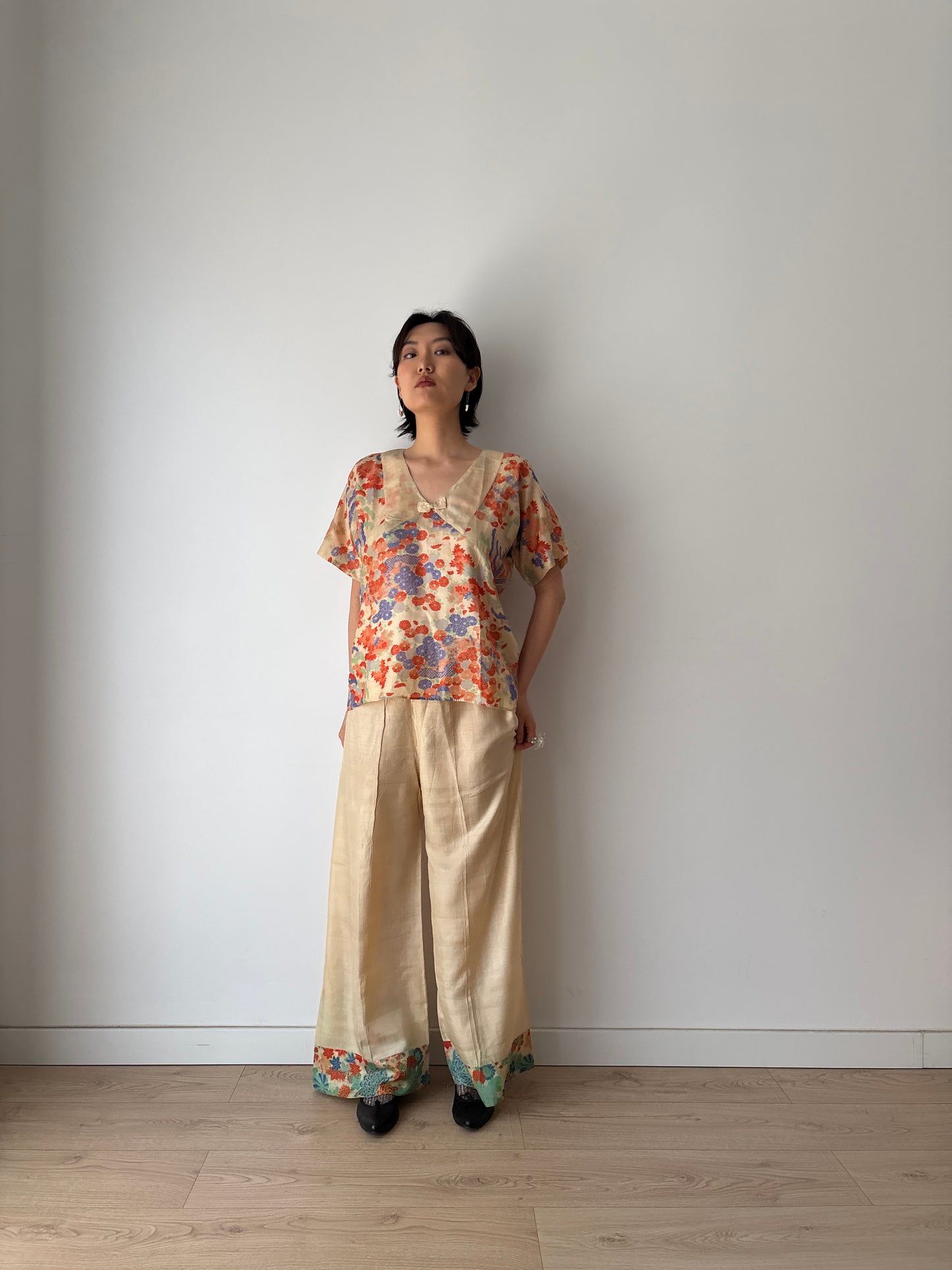Rare 1920s 1930s Japanese Hand-Floral Painted Pure Silk Kimono Pajama 2-piece Set, Art Deco Romantic Top & Pants