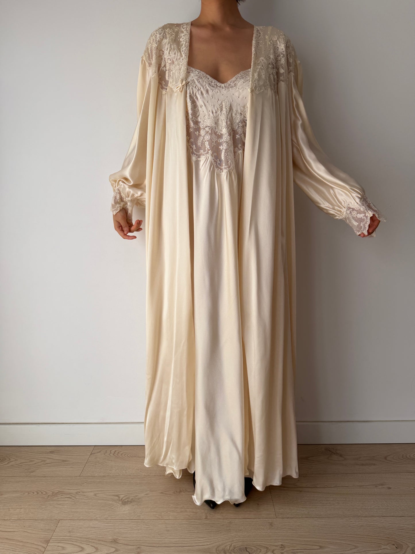 Rare Vintage Florentine Pure Silk Nightgown & Robe Set