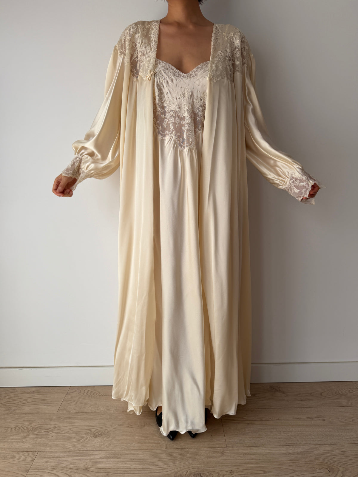 Rare Vintage Florentine Pure Silk Nightgown & Robe Set