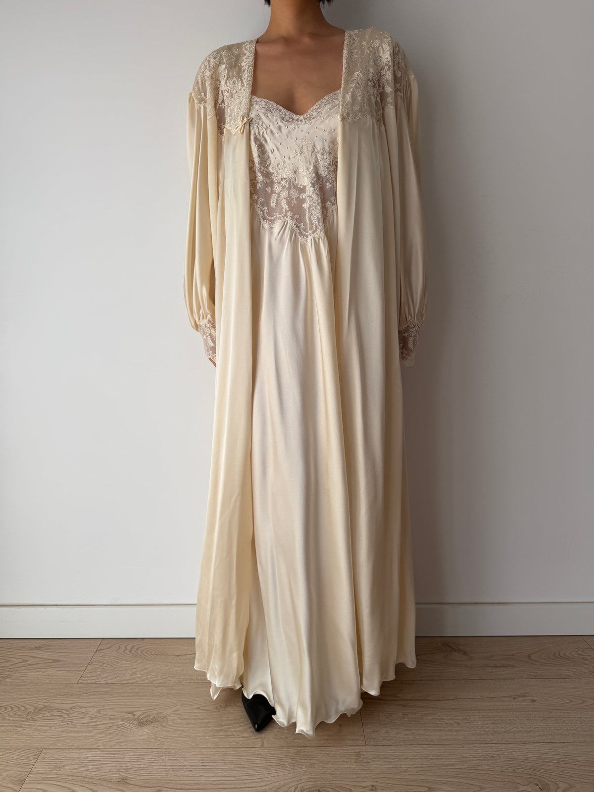 Rare Vintage Florentine Pure Silk Nightgown & Robe Set