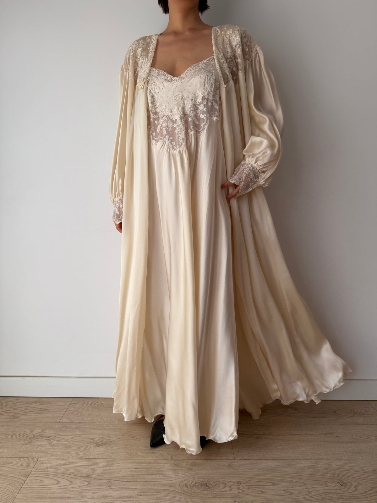 Rare Vintage Florentine Pure Silk Nightgown & Robe Set