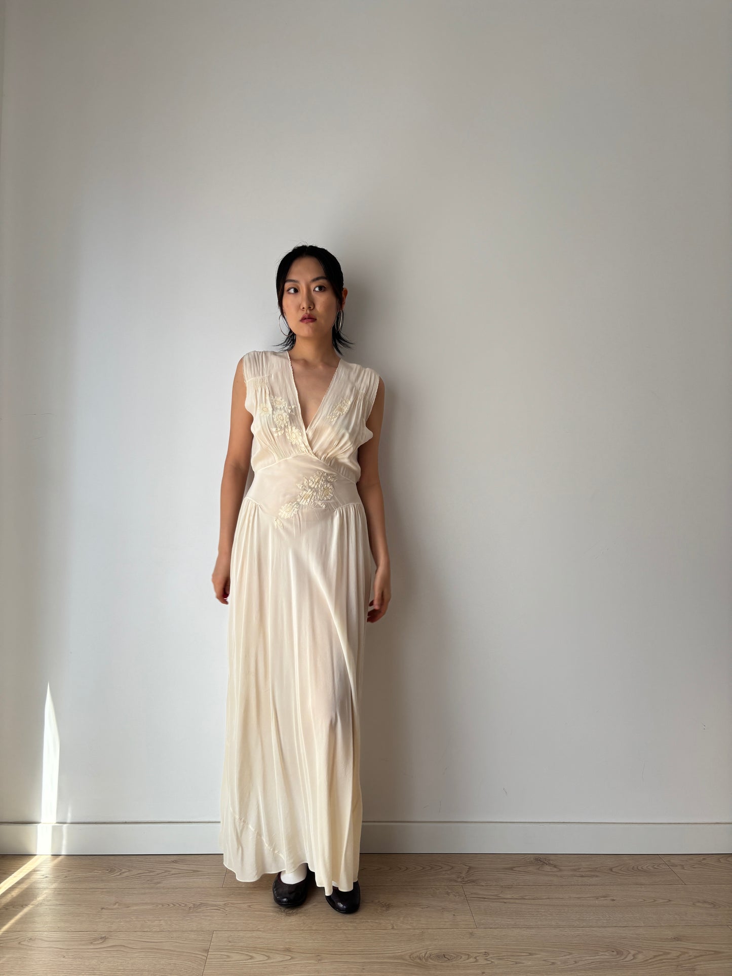 1930s Antique Bridal Lace Bias Cut Negligee Silk Floral Appliqué Dress