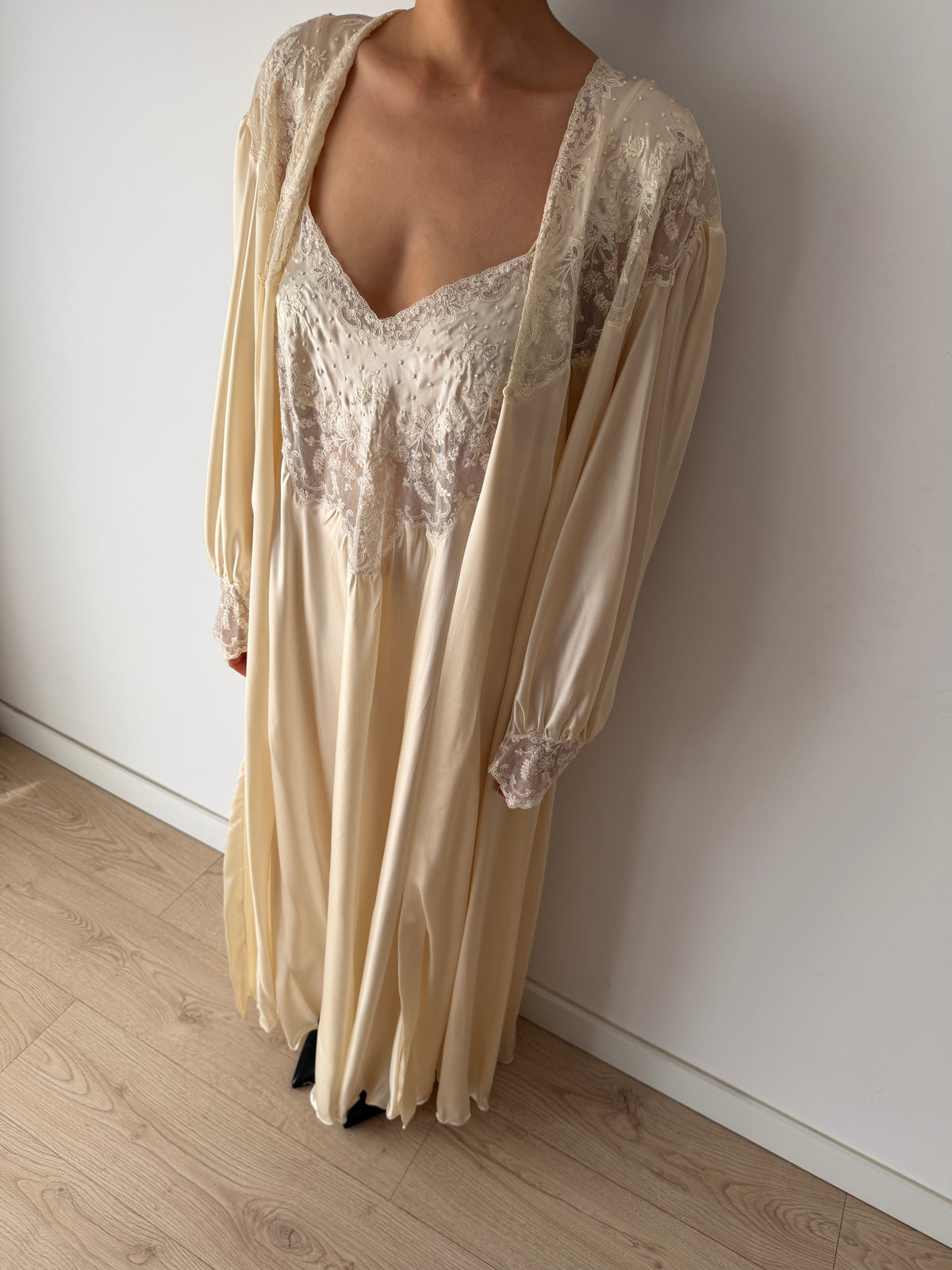 Rare Vintage Florentine Pure Silk Nightgown & Robe Set