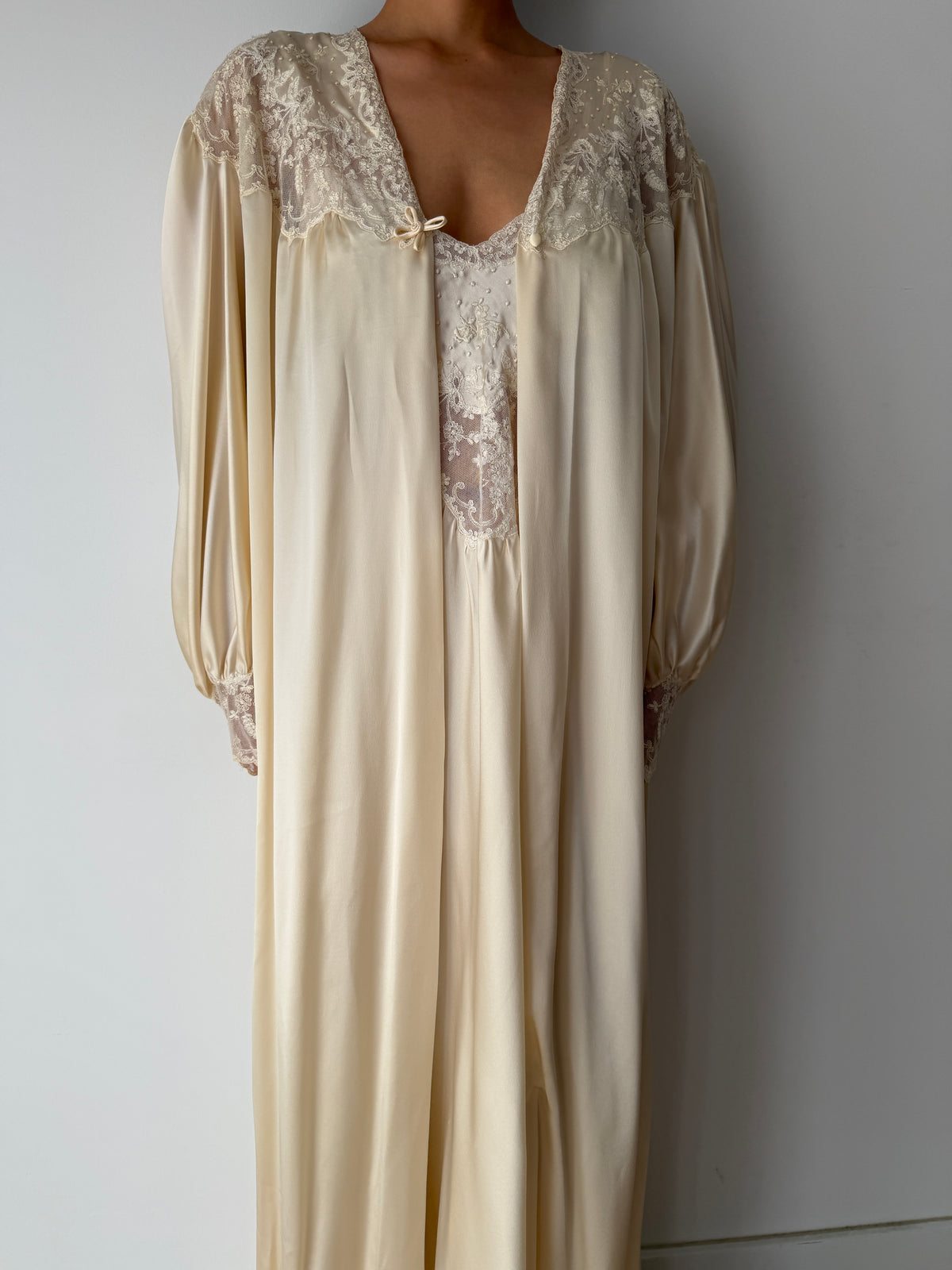 Rare Vintage Florentine Pure Silk Nightgown & Robe Set
