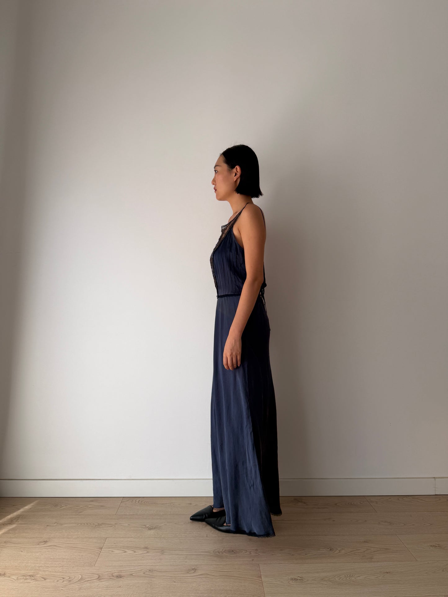 Vintage 90s Chic Y2K dark blue pure silk maxi lace dress