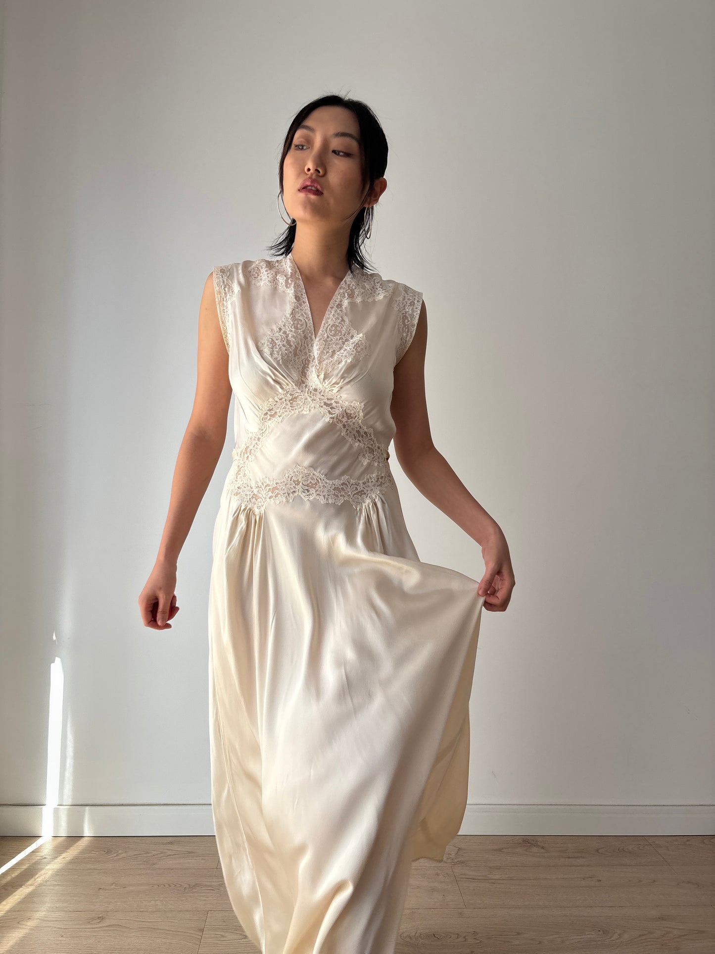 1930s Vintage Silk Bridal Nightgown, Lace Art Deco Bias Cut Maxi Slip Dress