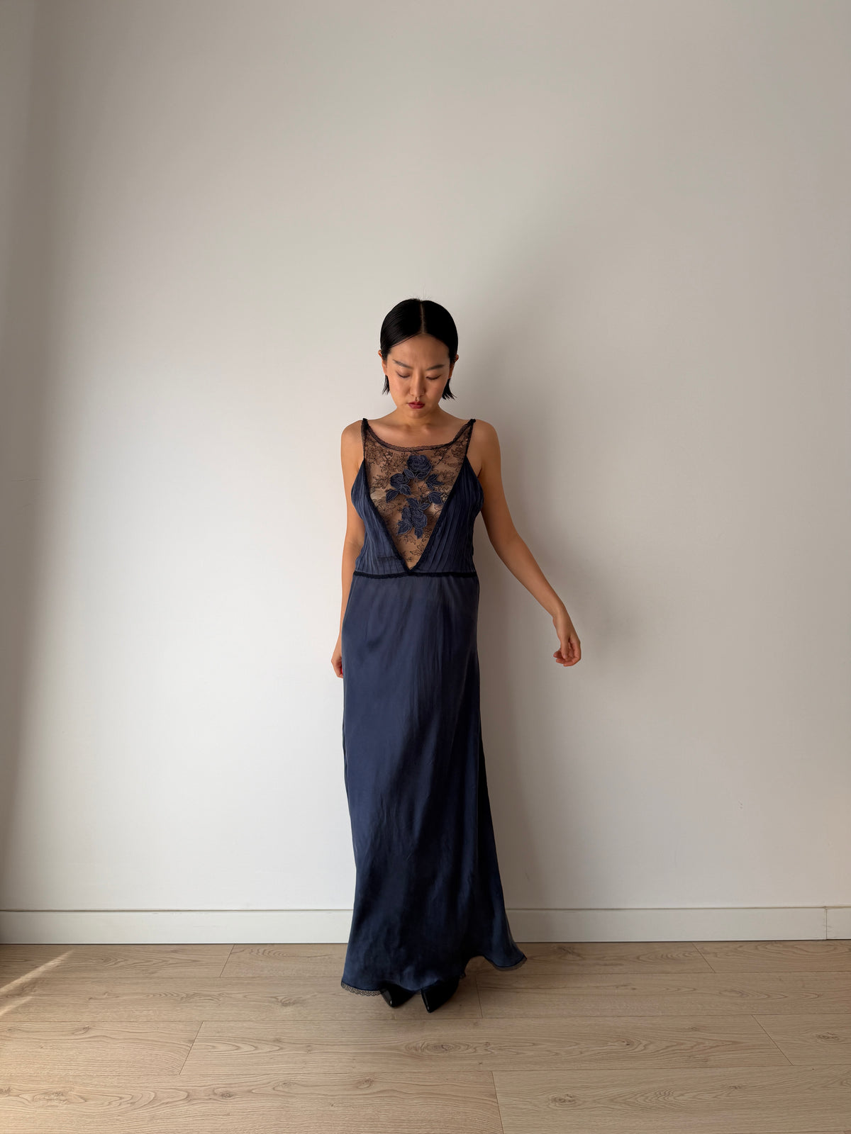 Vintage 90s Chic Y2K dark blue pure silk maxi lace dress