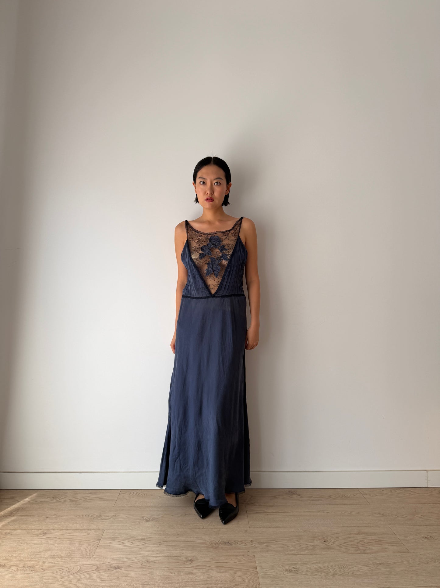 Vintage 90s Chic Y2K dark blue pure silk maxi lace dress