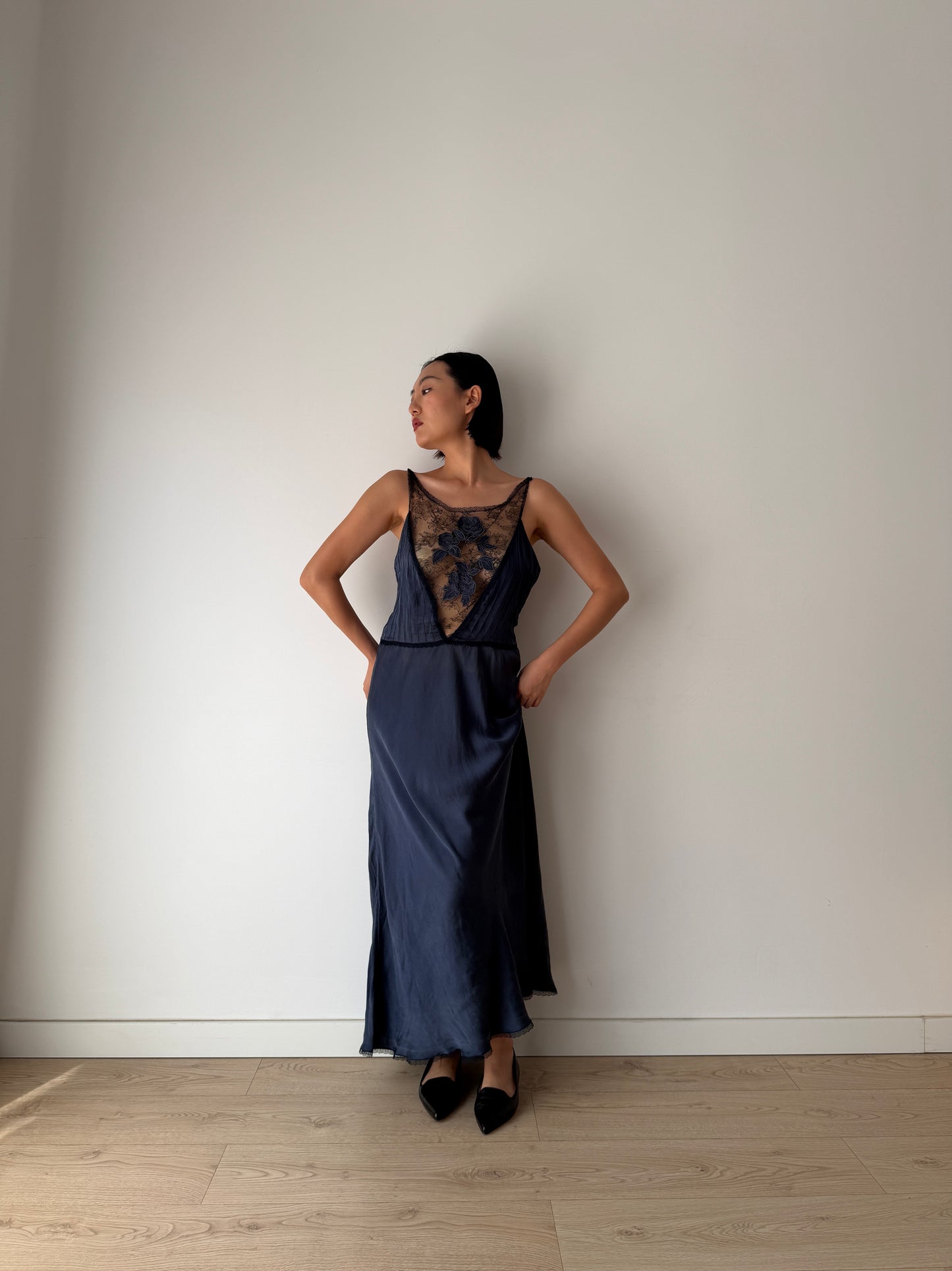 Vintage 90s Chic Y2K dark blue pure silk maxi lace dress