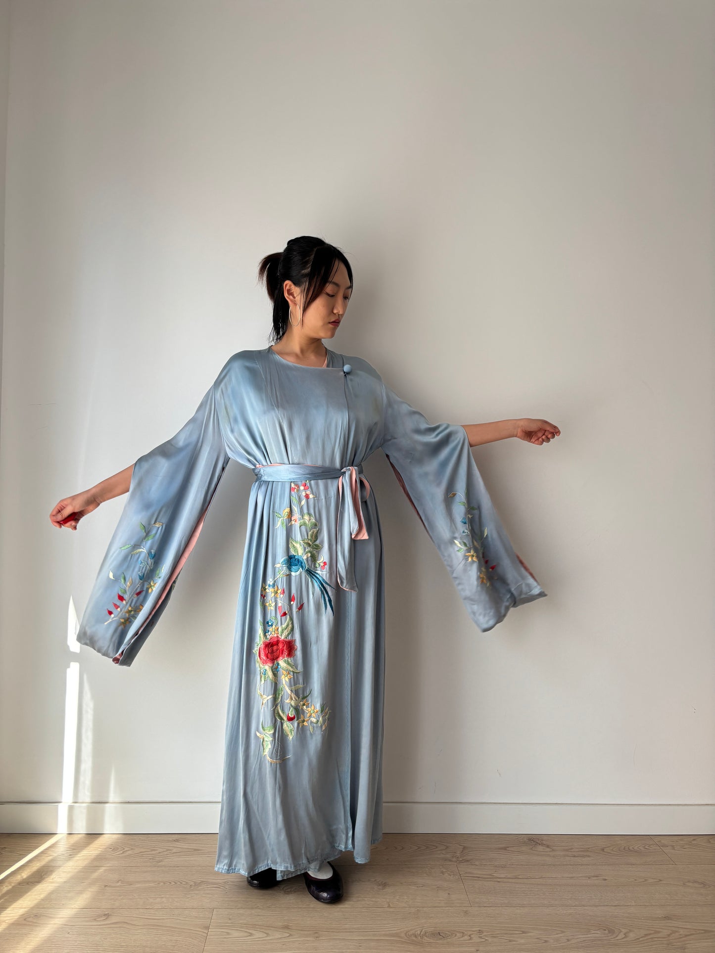 1930s 1920s silk Japanese handmade embroidery Kimono Jacket