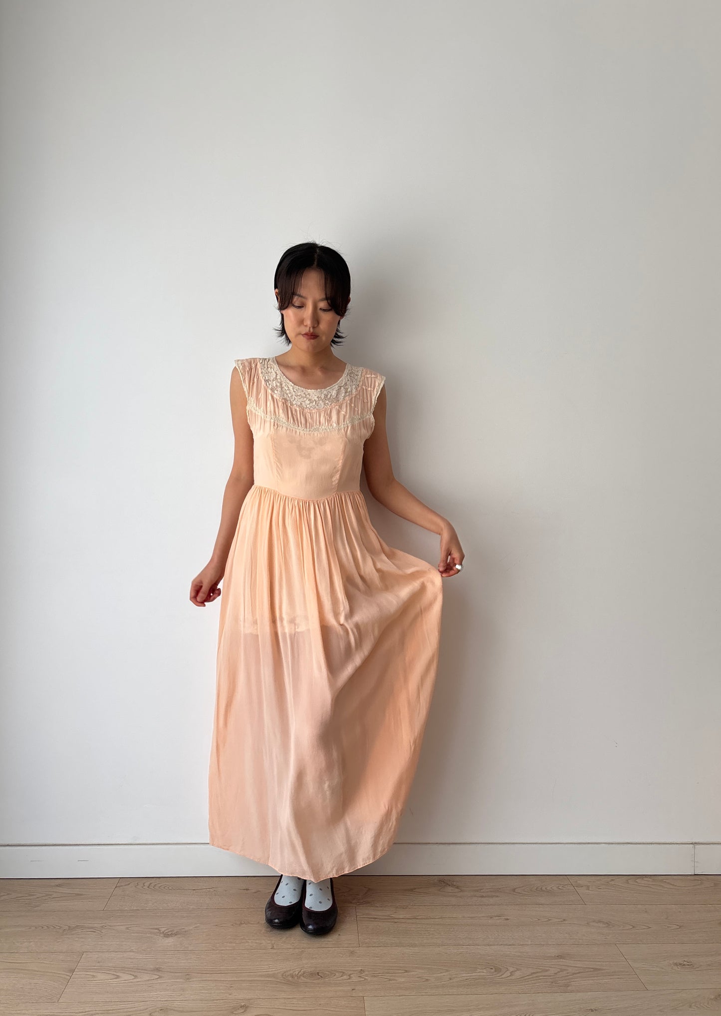 1930s Peach Silk Chiffon French Lace Nightgown