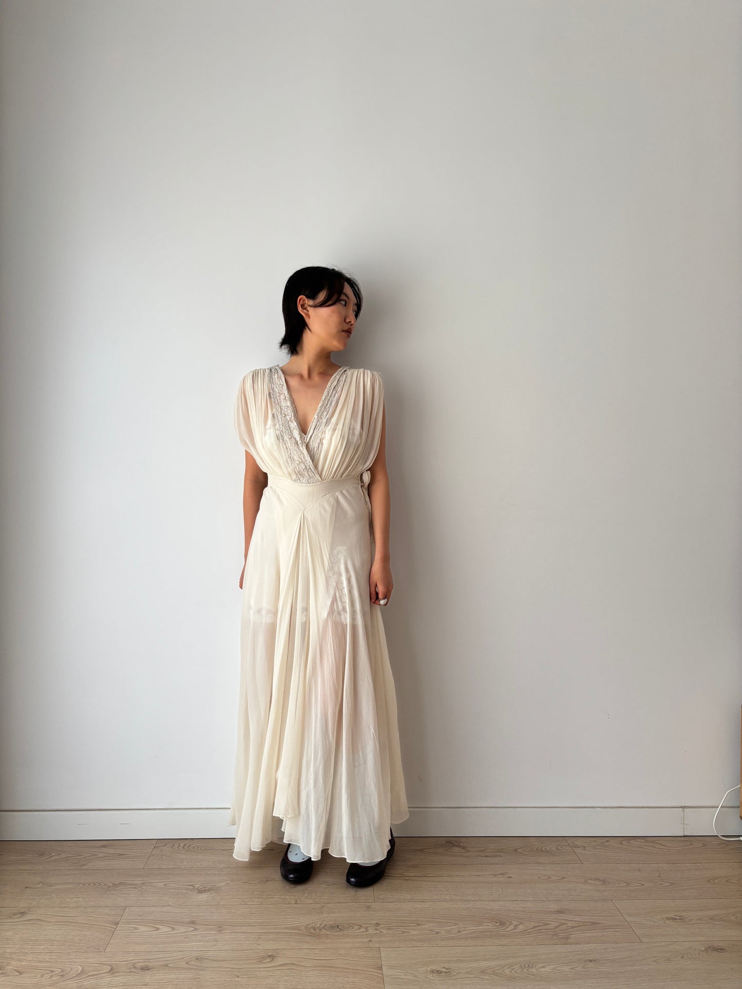 1930s White Silk Chiffon French Lace Bridal Dress, Bias Cut Romantic Slip Gown, Old Hollywood Lingerie
