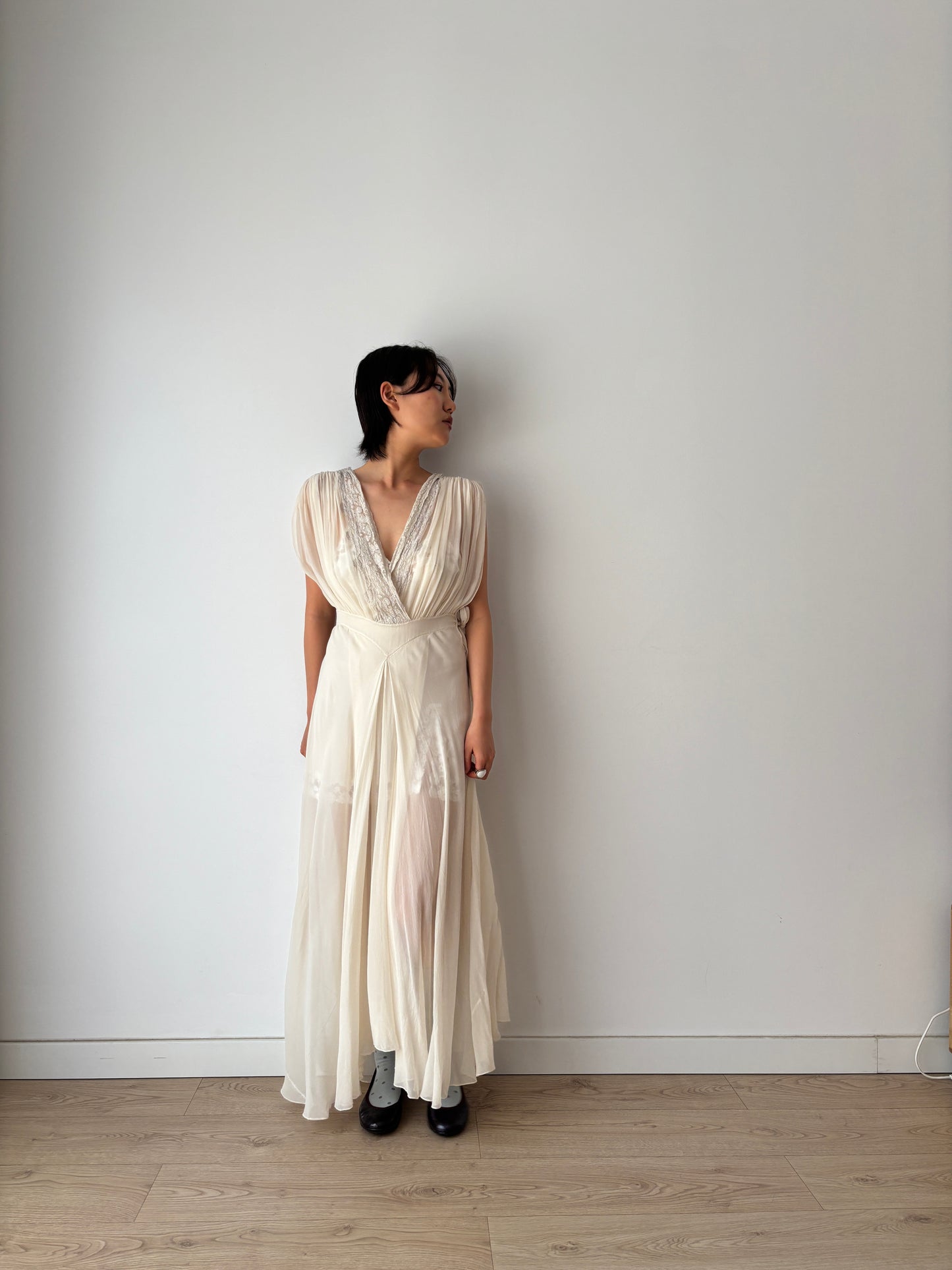 1930s White Silk Chiffon French Lace Bridal Dress, Bias Cut Romantic Slip Gown, Old Hollywood Lingerie