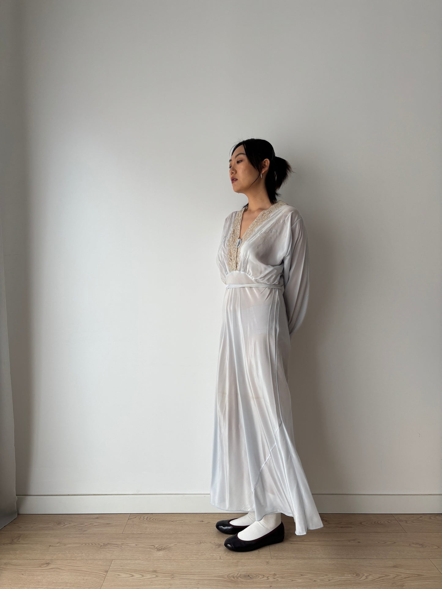 1930s Antique Blue Bias Cut Negligee Embroidery Nightgown