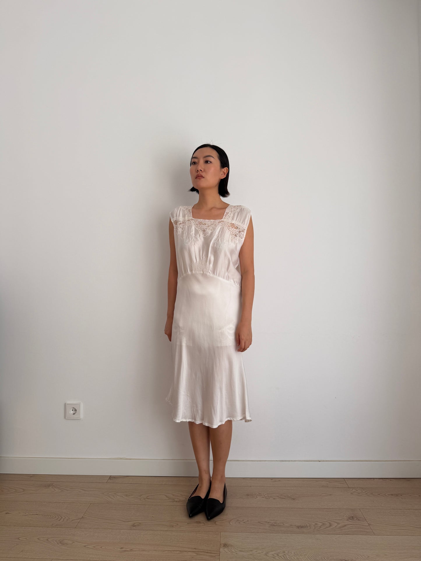 1950s Vintage Silk Satin Bridal Embroidered Slip Dress