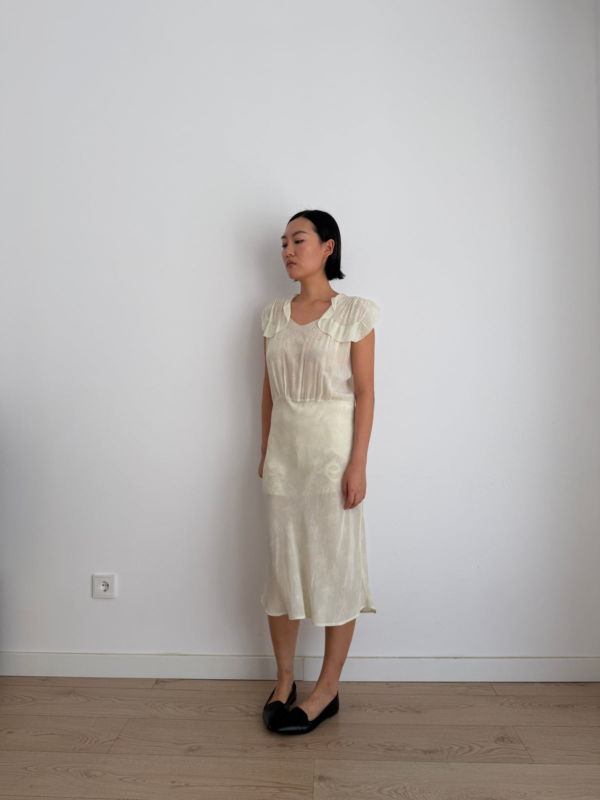 1940s Bow Mint Pale Green Silk Crepe Floral Print Dress, Romantic Ruffled Dress