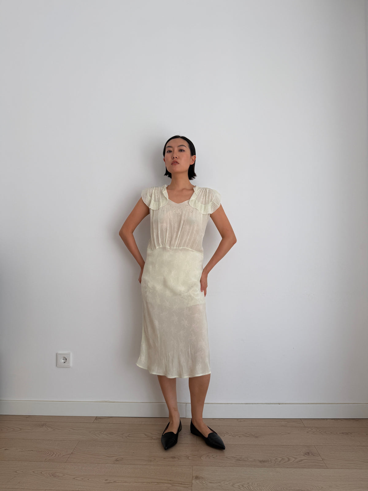 1940s Bow Mint Pale Green Silk Crepe Floral Print Dress, Romantic Ruffled Dress