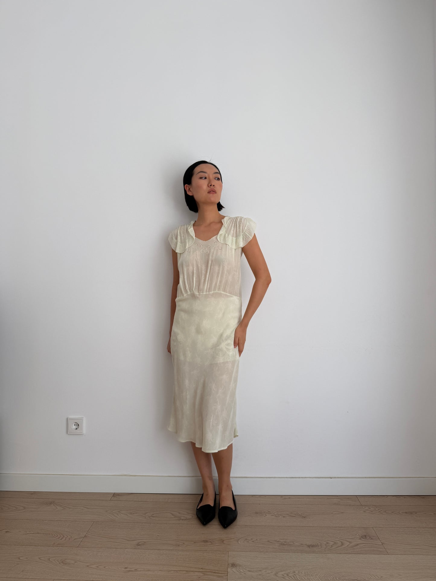 1940s Bow Mint Pale Green Silk Crepe Floral Print Dress, Romantic Ruffled Dress