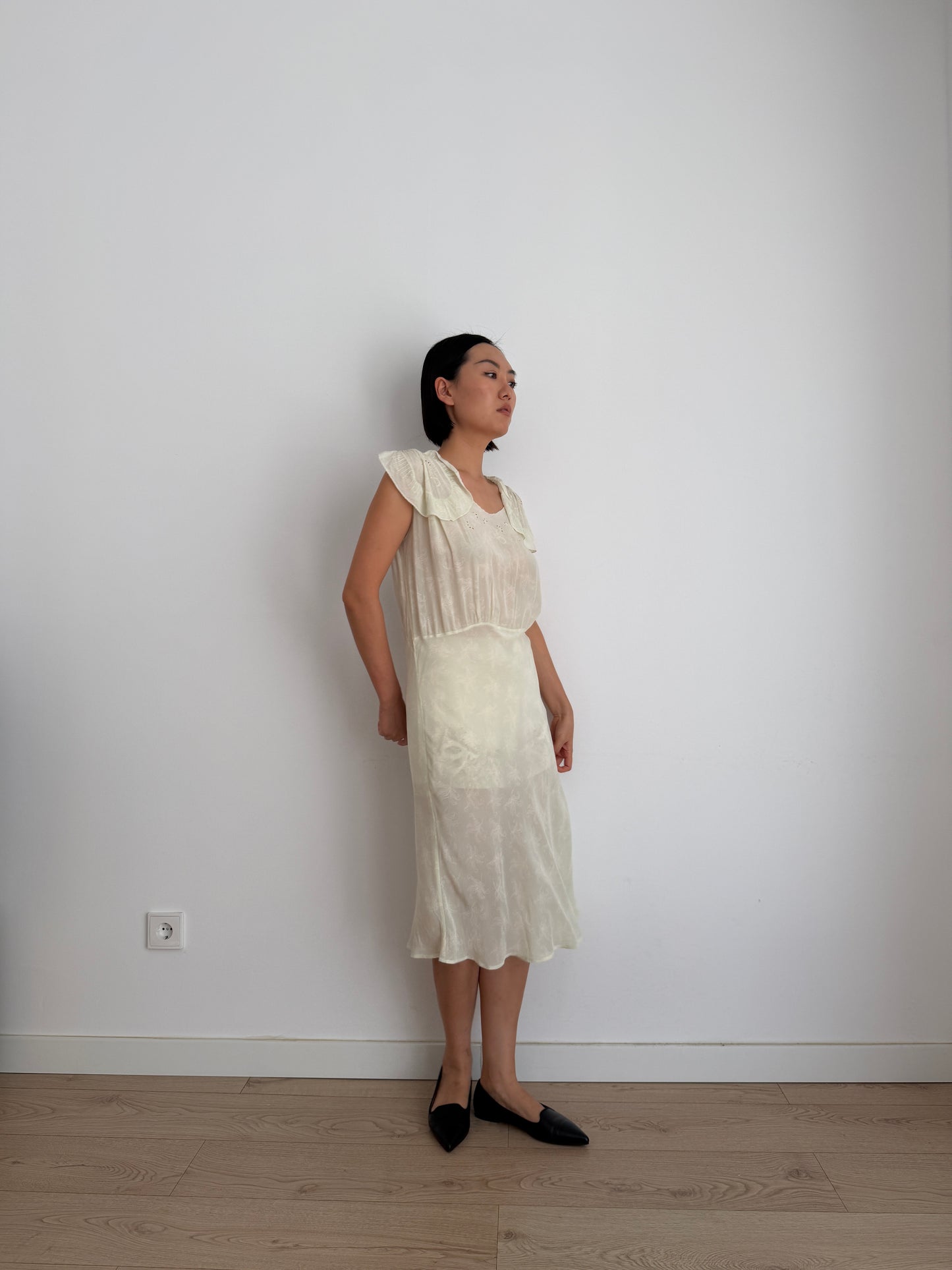 1940s Bow Mint Pale Green Silk Crepe Floral Print Dress, Romantic Ruffled Dress