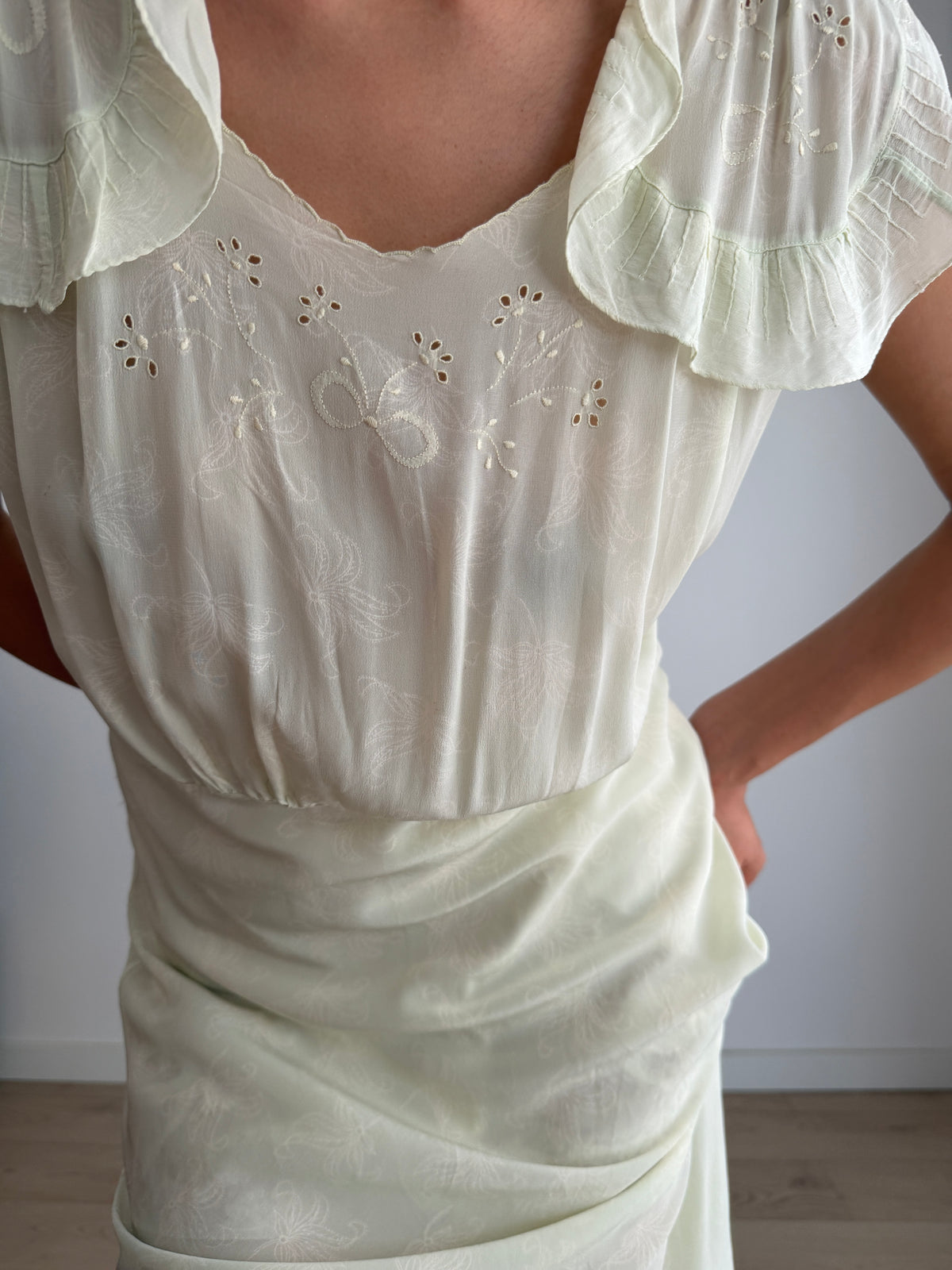 1940s Bow Mint Pale Green Silk Crepe Floral Print Dress, Romantic Ruffled Dress