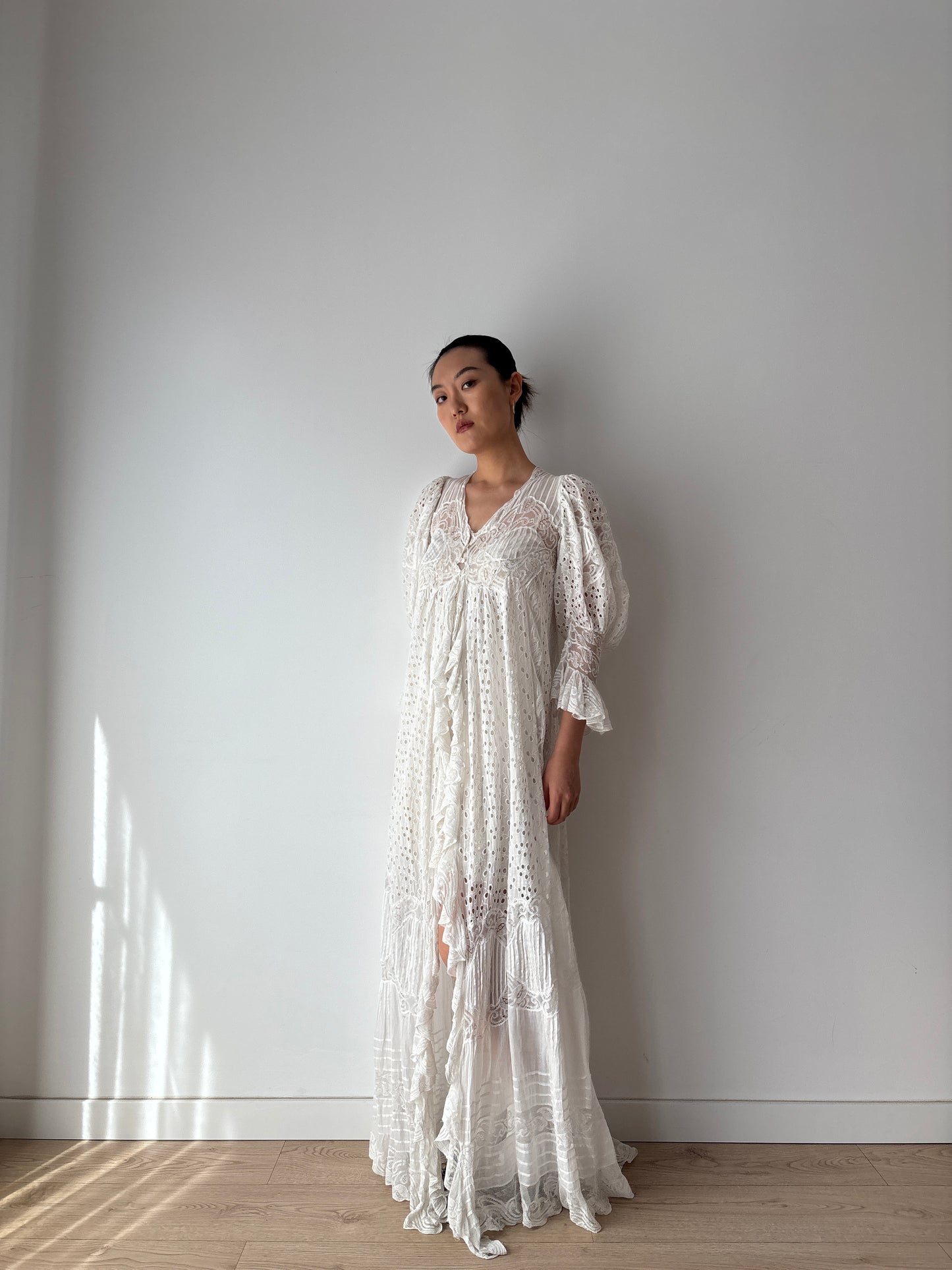 1900s rare Edwardian lace dressing gown boudoir robe