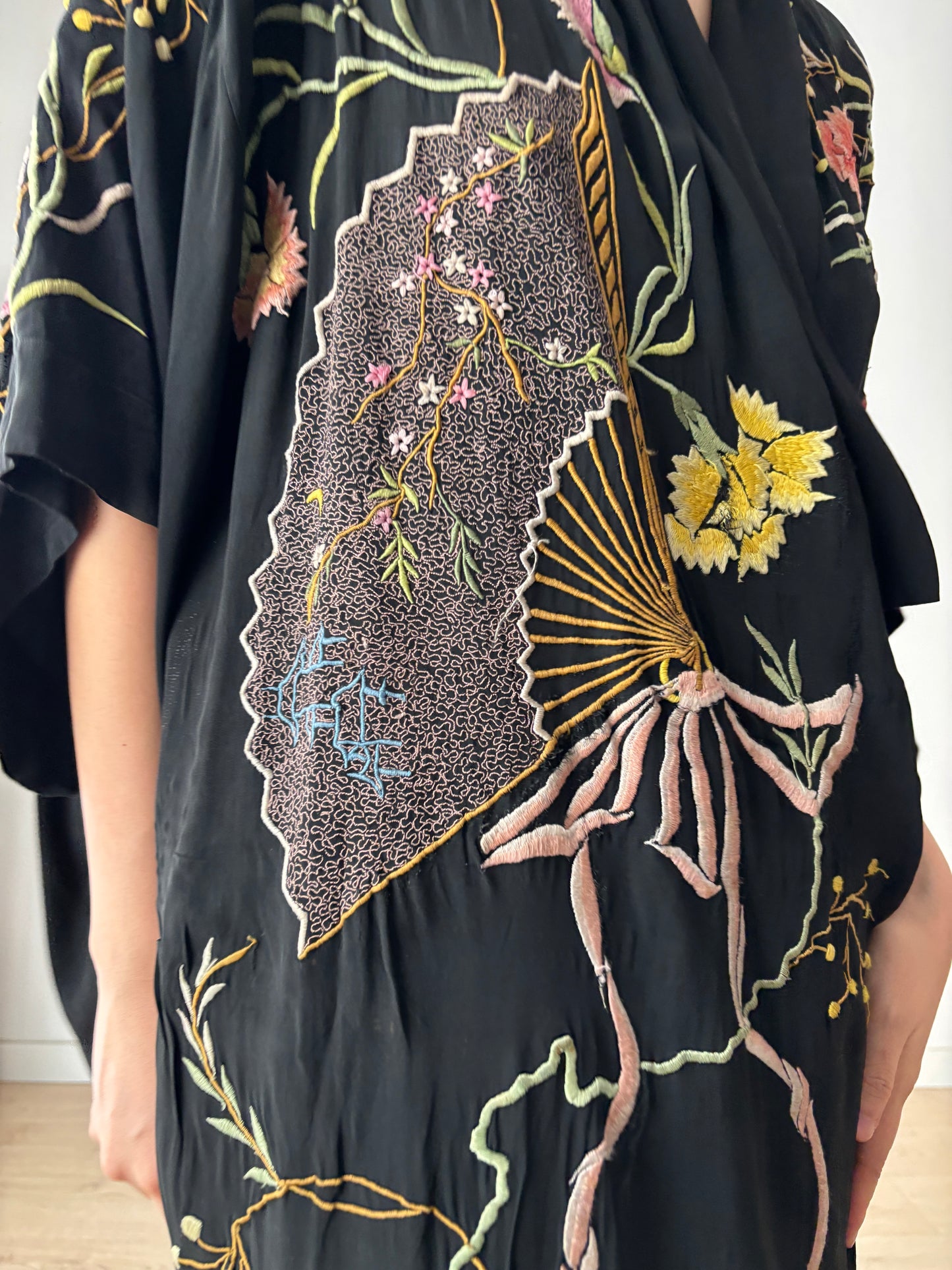 1930s 1920s pure silk handmade embroidered Kimono