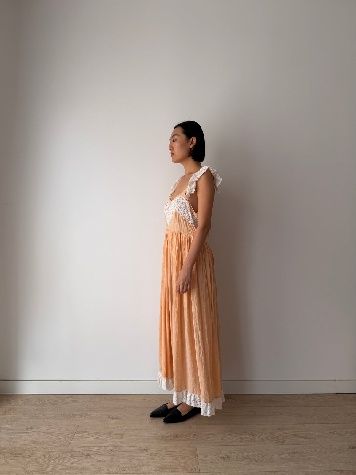 1930s Peach Lace Nightgown, Romantic Heart Lace Bust, Ruffled Straps, Lace Hem Maxi Dress