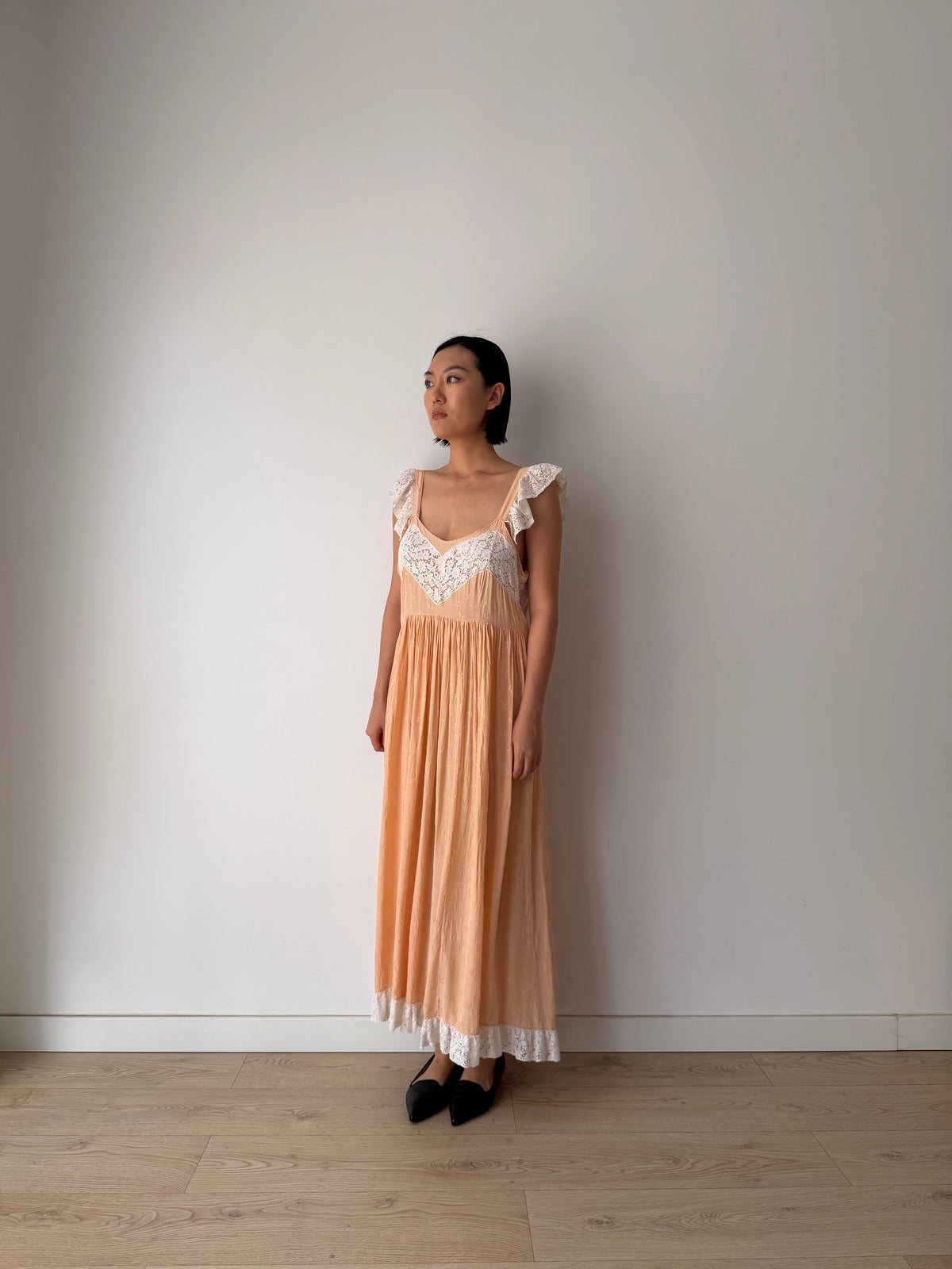 1930s Peach Lace Nightgown, Romantic Heart Lace Bust, Ruffled Straps, Lace Hem Maxi Dress