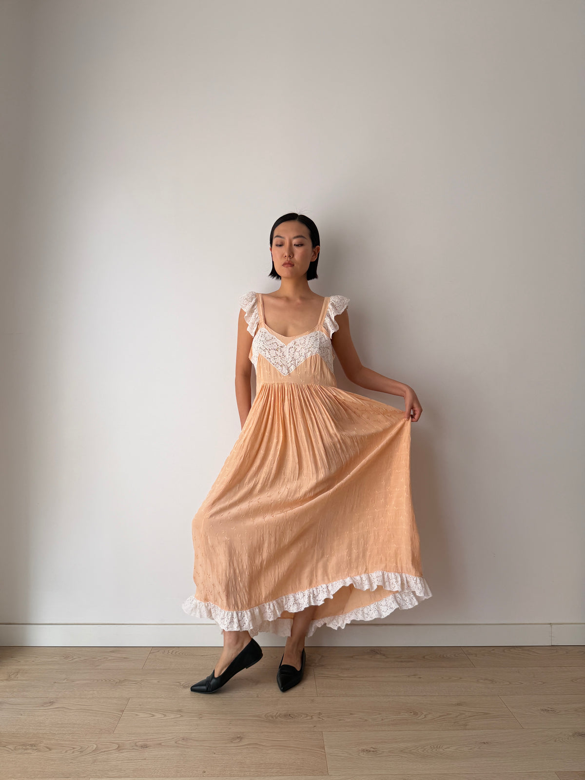 1930s Peach Lace Nightgown, Romantic Heart Lace Bust, Ruffled Straps, Lace Hem Maxi Dress