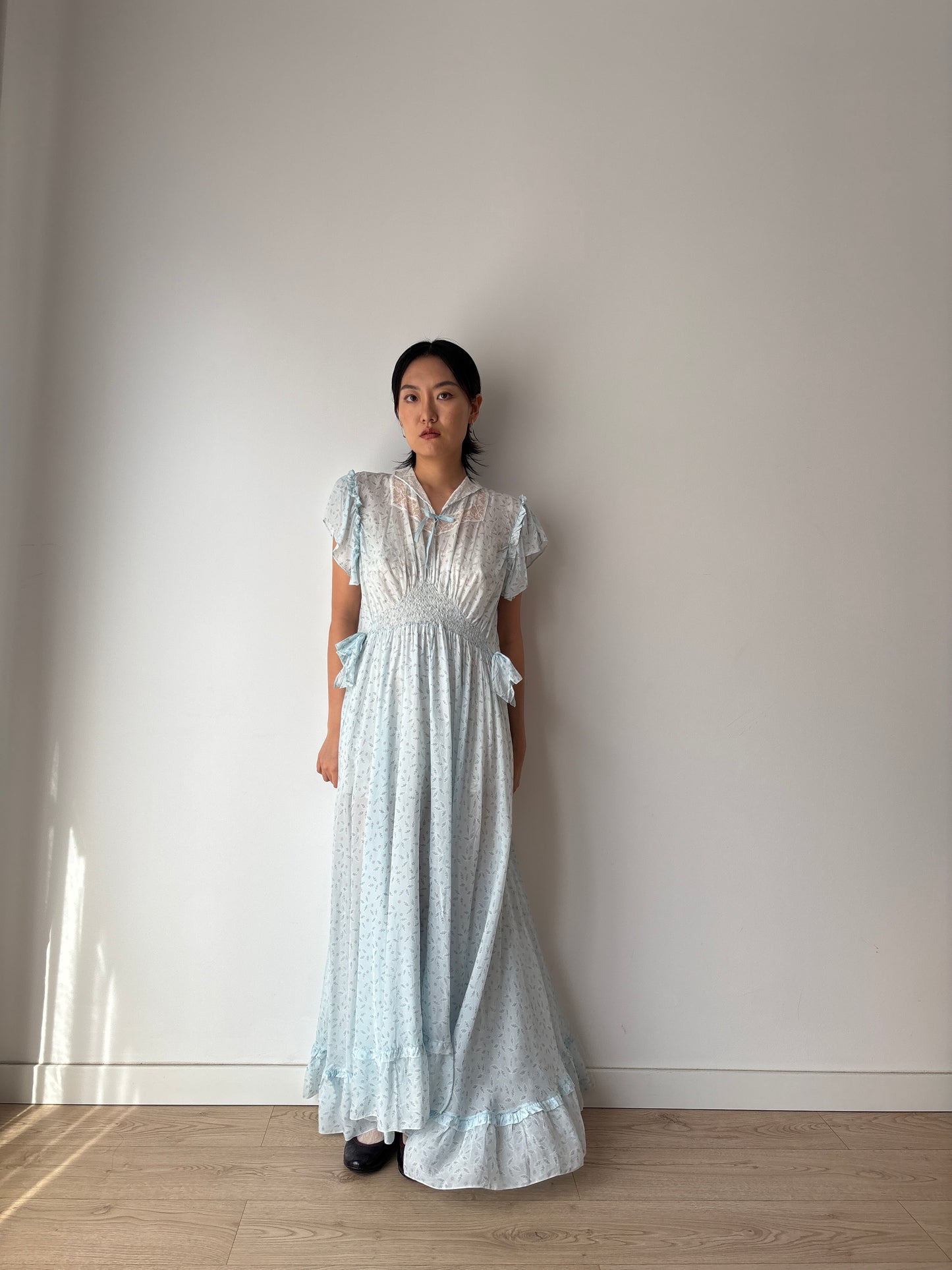 1940s Vintage Blue Floral Silk Crepe Dress