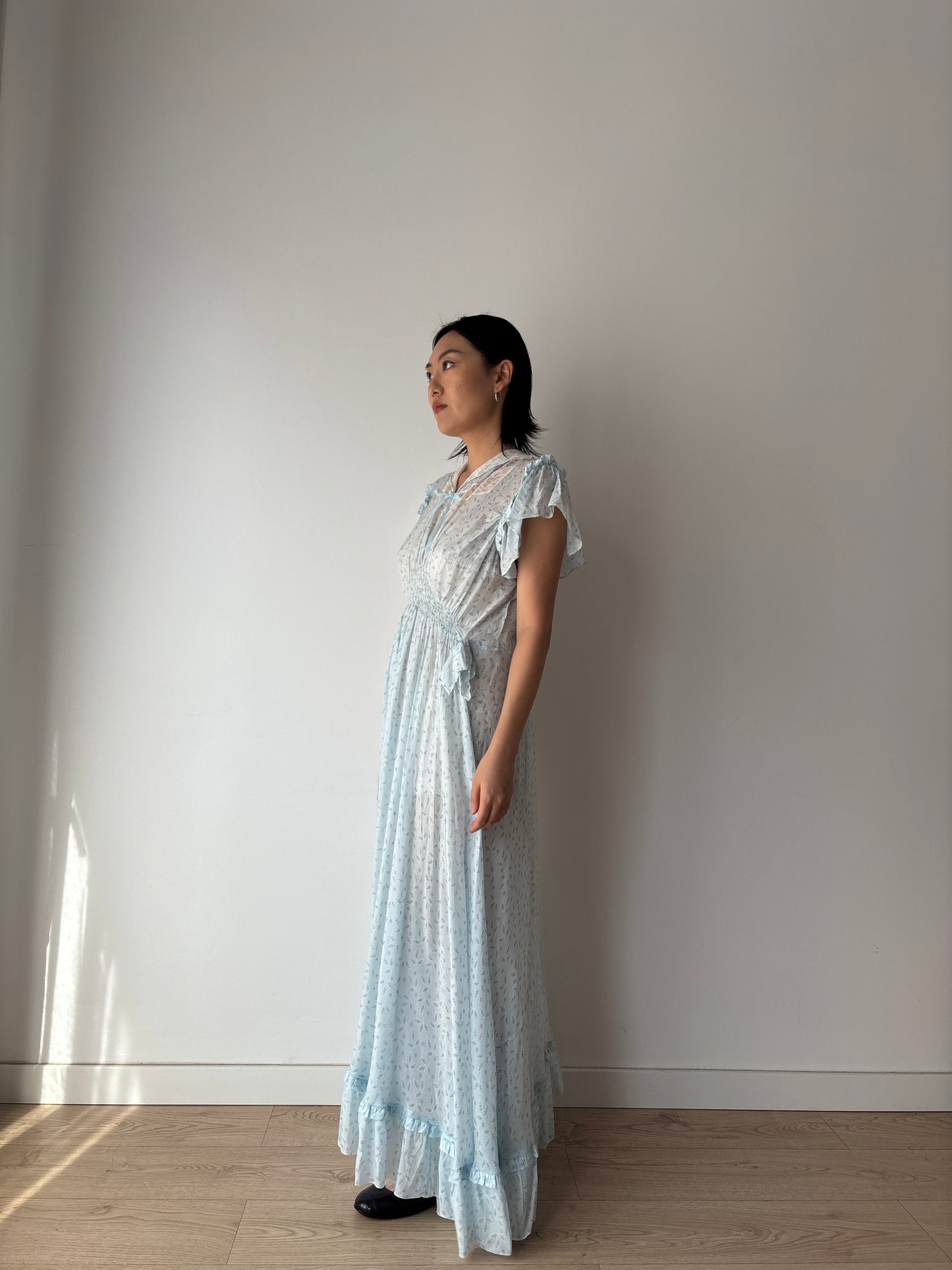 1940s Vintage Blue Floral Silk Crepe Dress