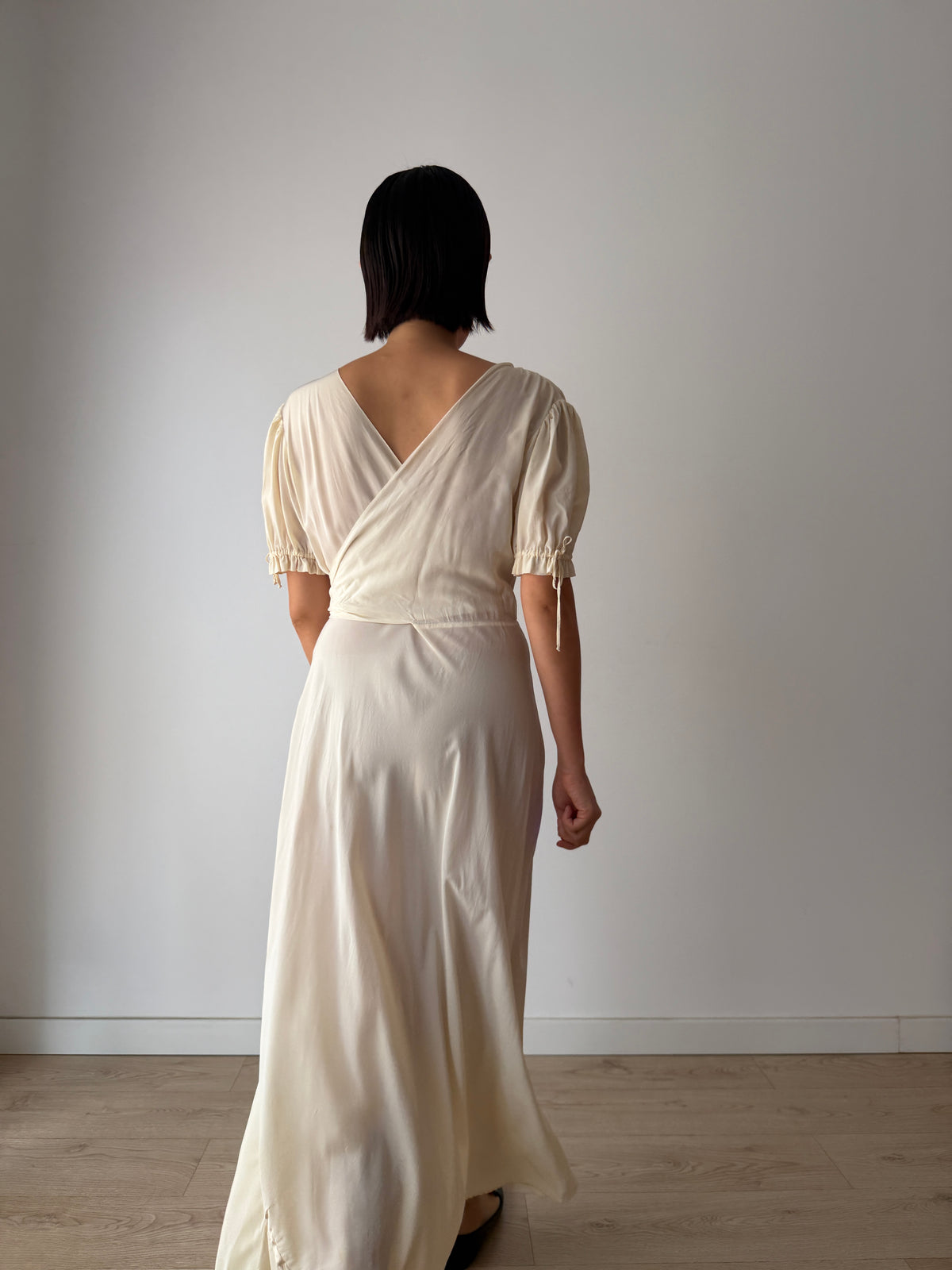1930s Bridal Ivory Embroidered Gown, Pure Silk Wedding Dress In Puff Sleeve, Wrap Back, Tie Waist