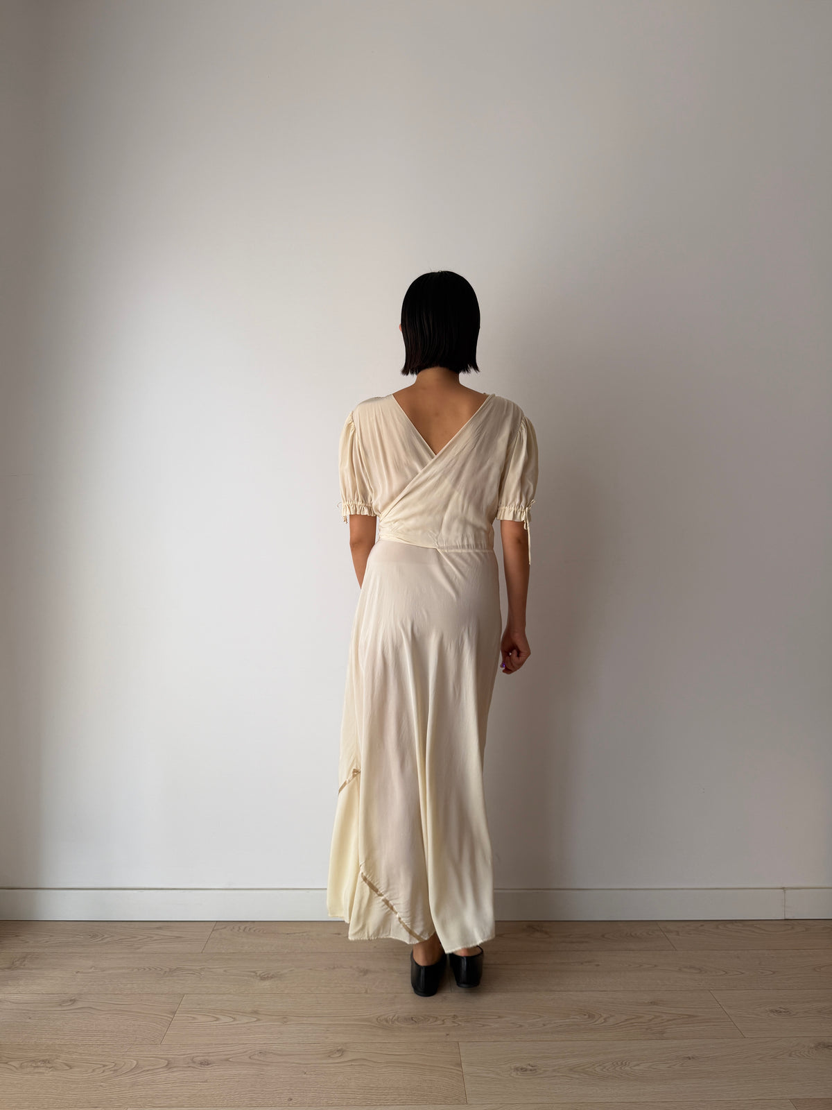 1930s Bridal Ivory Embroidered Gown, Pure Silk Wedding Dress In Puff Sleeve, Wrap Back, Tie Waist